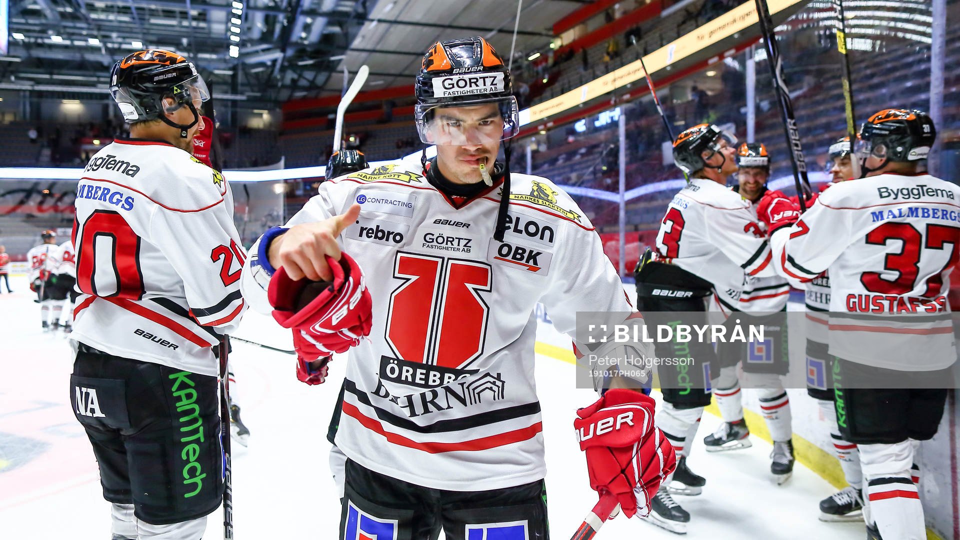 Örebros Shane Harper jublar