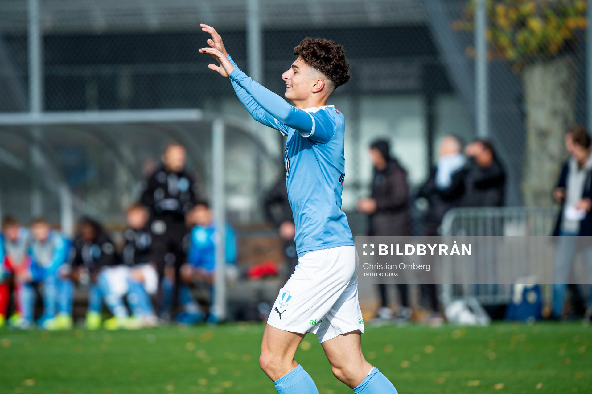 Malmös Adrian Neziri jublar