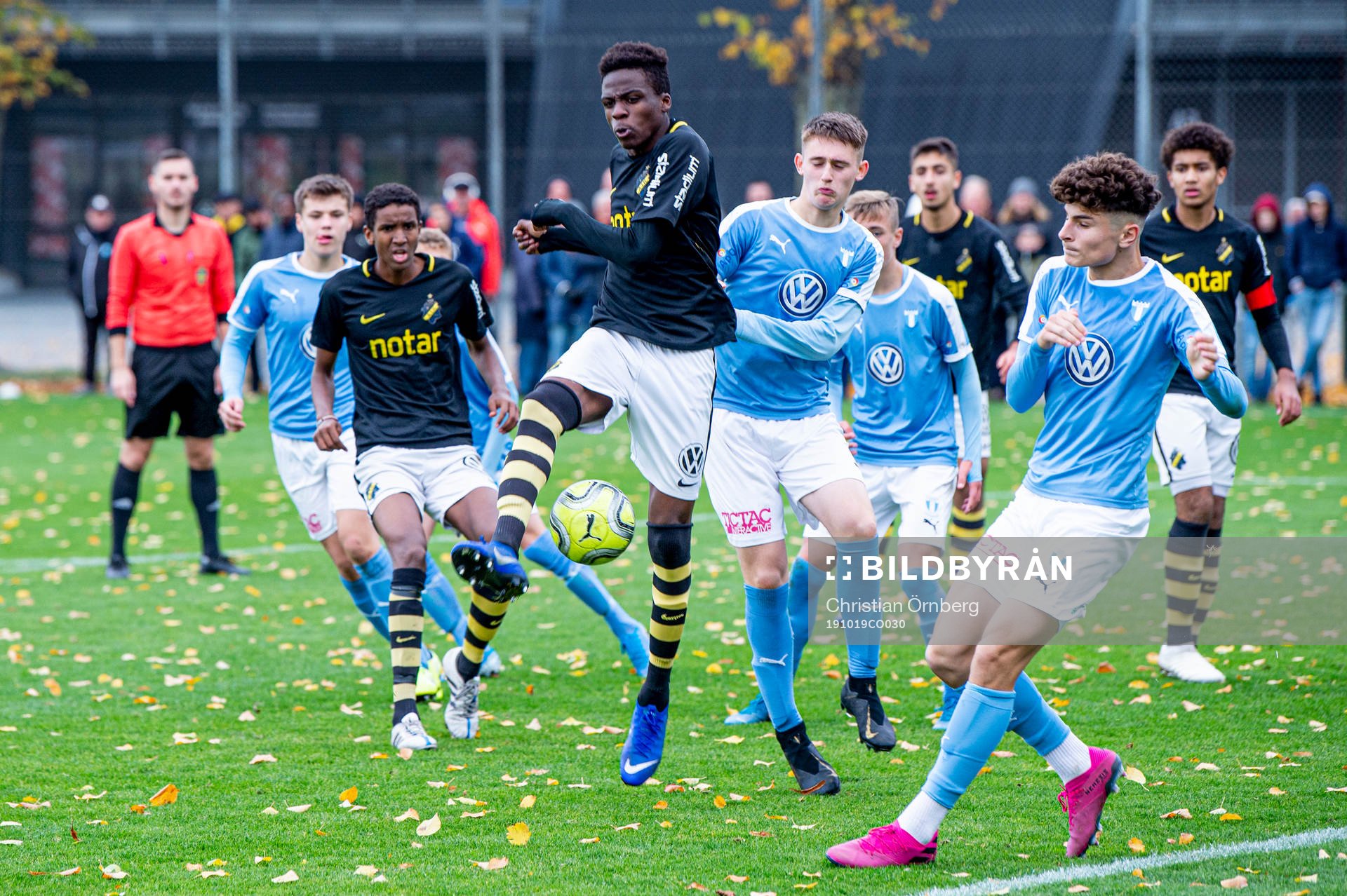 AIKs Hope Calvin Ddamulira Kabuye mot Malmös Adrian Neziri