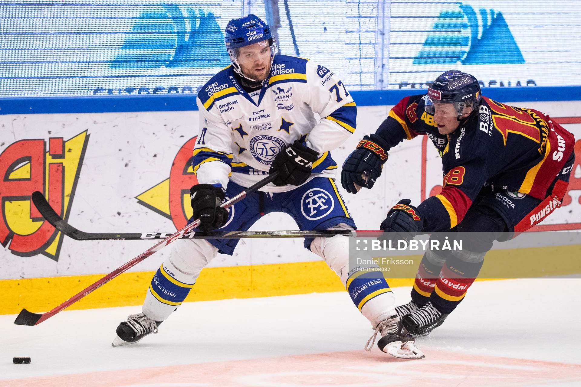 Leksands Spencer Abbott och Djurgårdens Simon Johansson