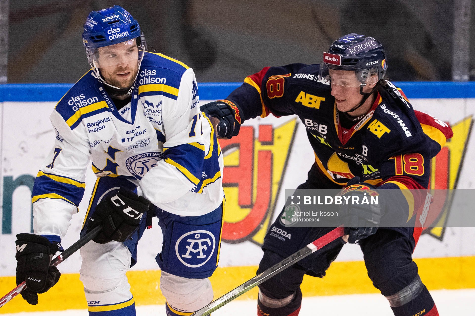 Leksands Spencer Abbott och Djurgårdens Simon Johansson