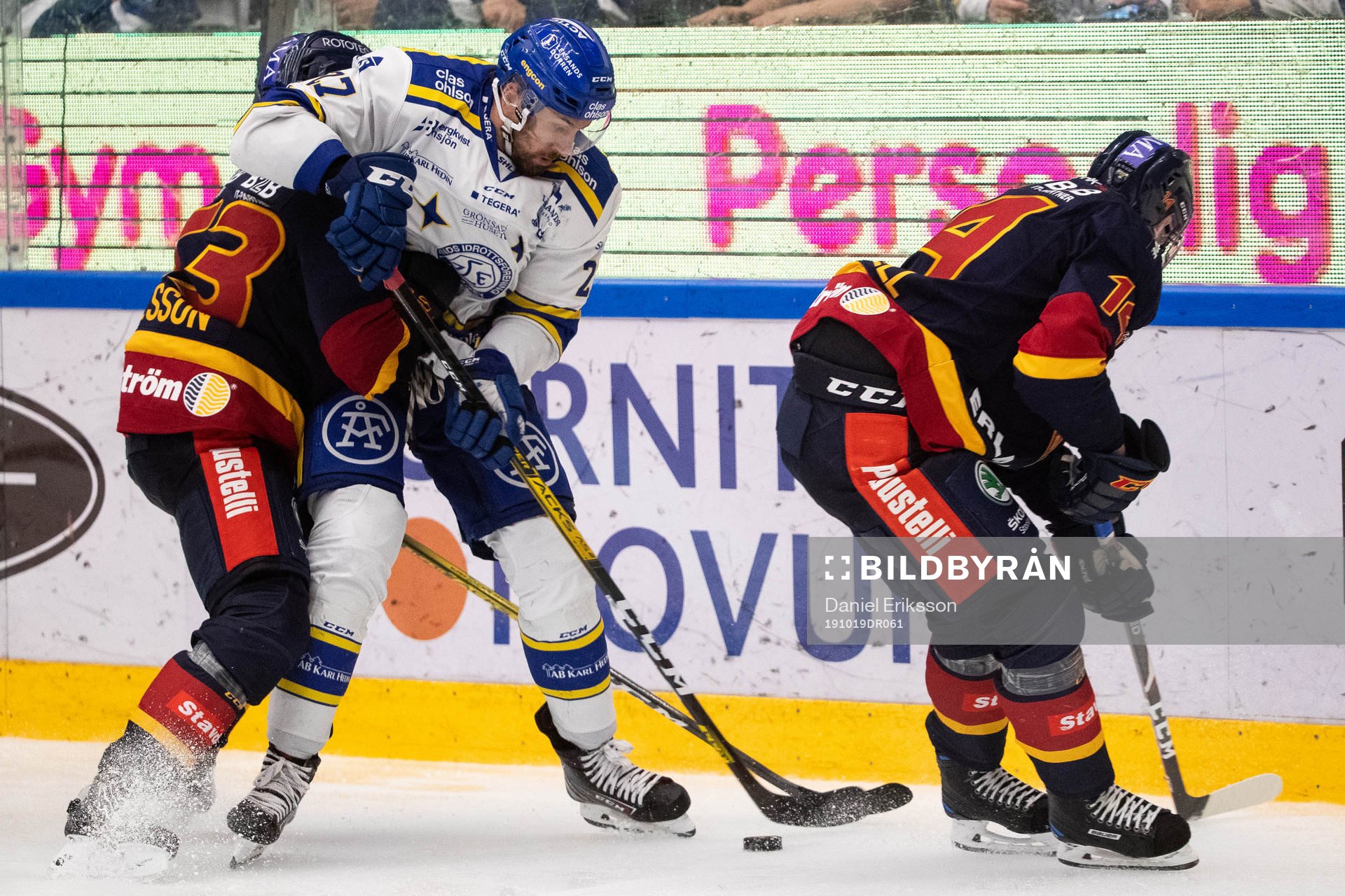 Djurgårdens Tom Nilsson och Leksands Marek Hrivik och