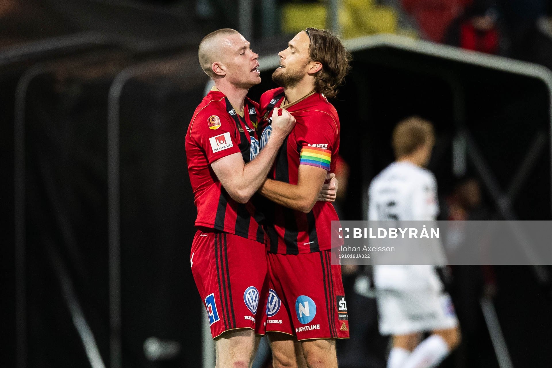 Östersunds Thomas Isherwood och Tom Pettersson jublar