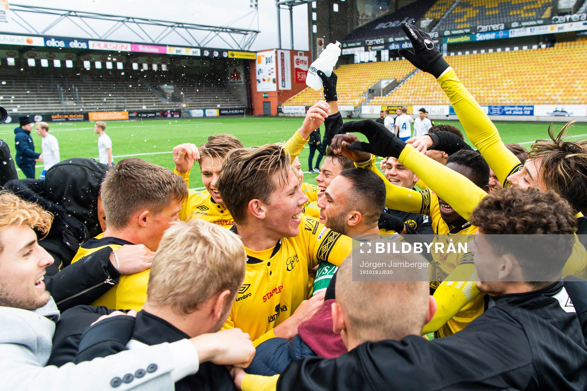 Elfsborgs spelare jublar