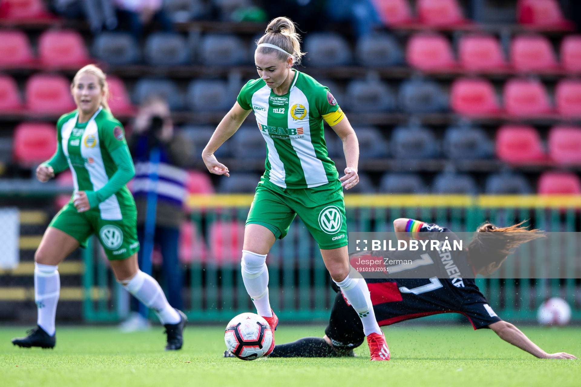 Hammarbys Emma Jansson och Brommapojkarnas  Aisha Faiqi
