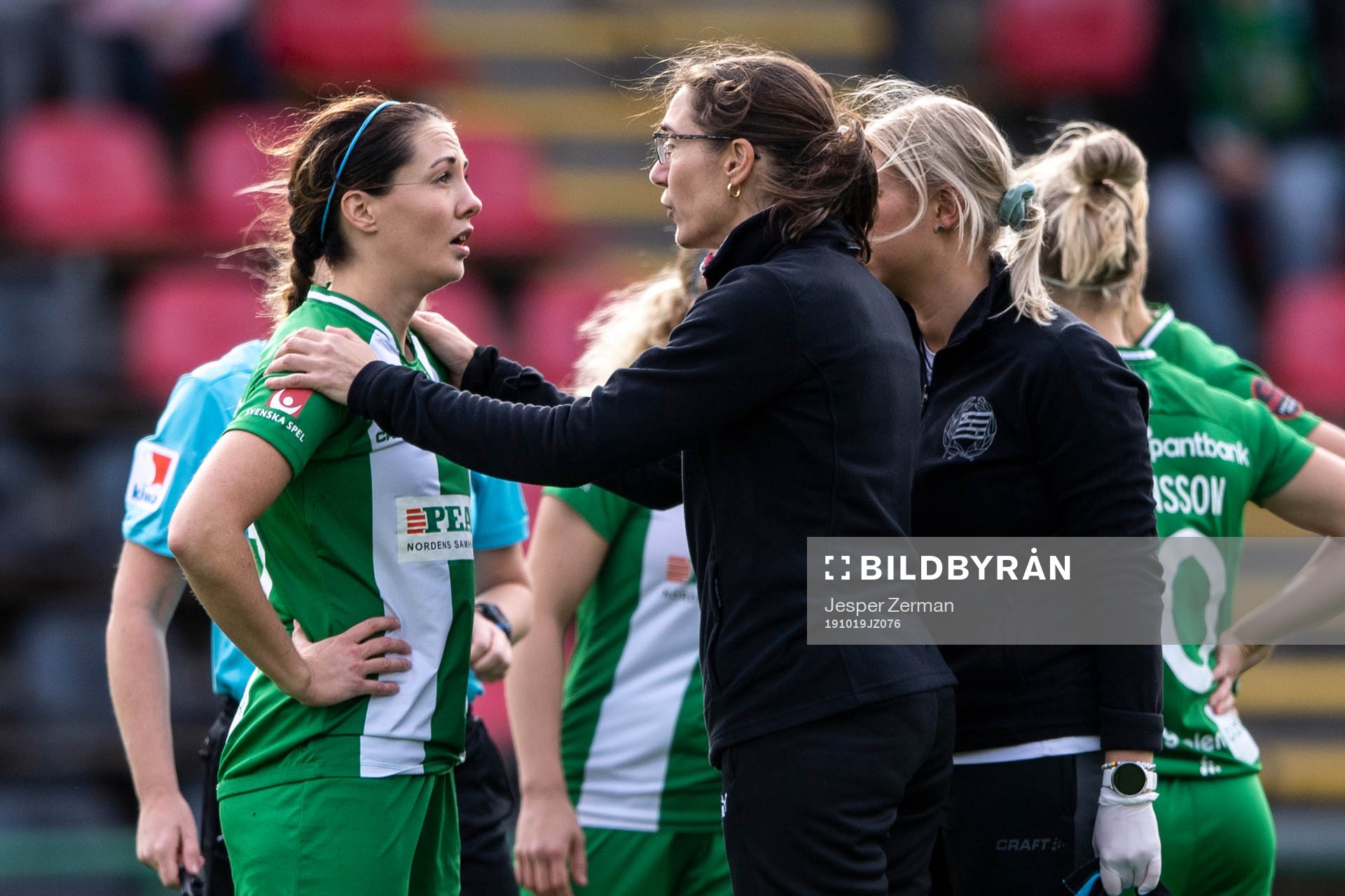 Hammarbys Helén Eke får läkarvård