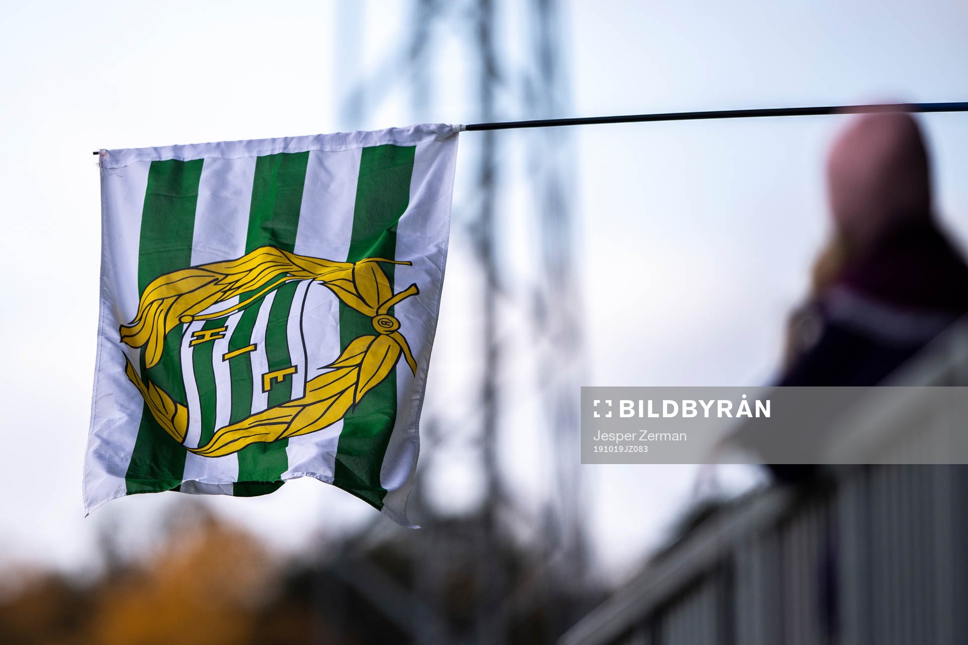 En Hammarbyflagga under fotbollsmatchen i Elitettan mellan Brommapojkarna och Hammarby den 19 oktober 2019 i Stockholm.