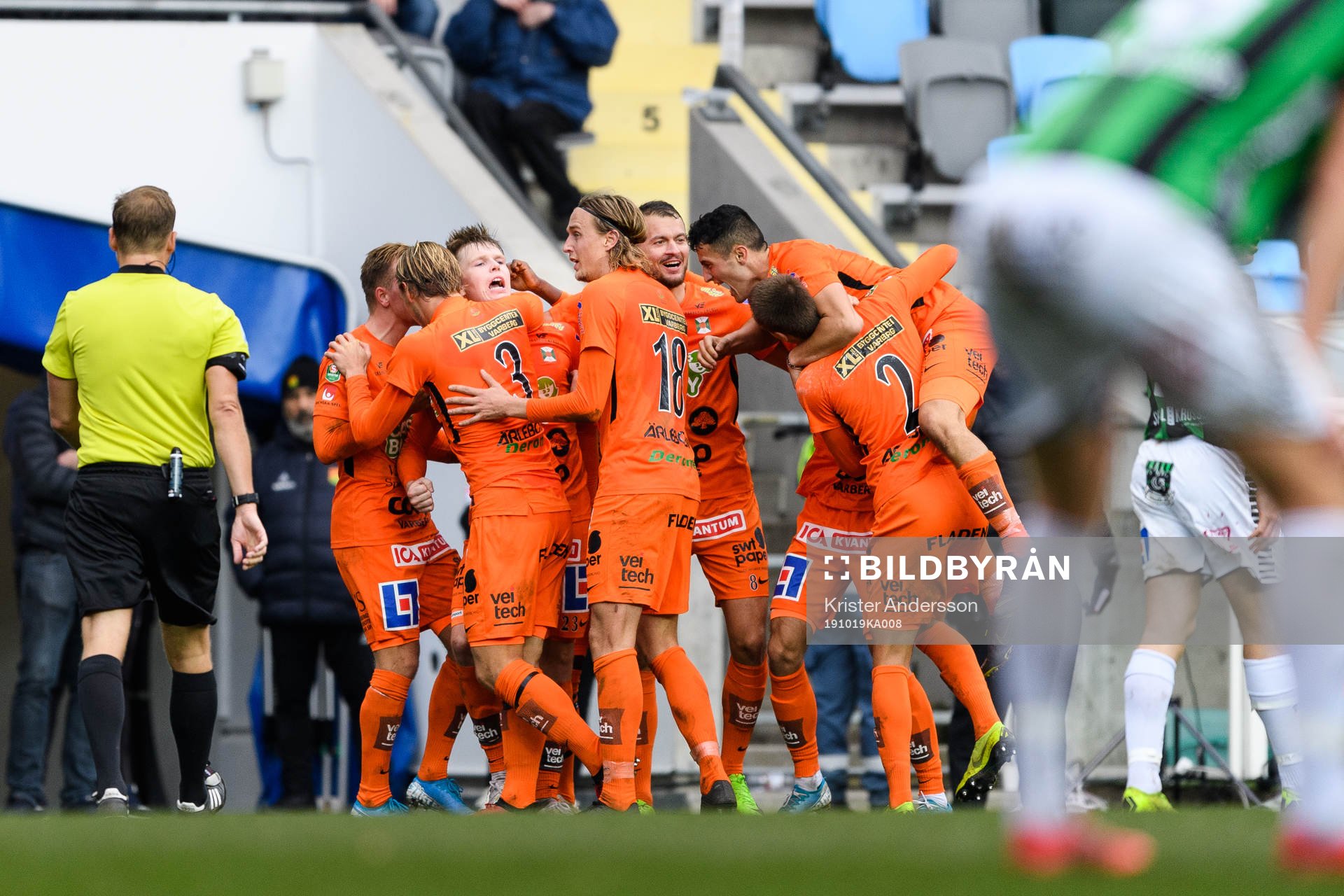 Varbergs spelare jublar