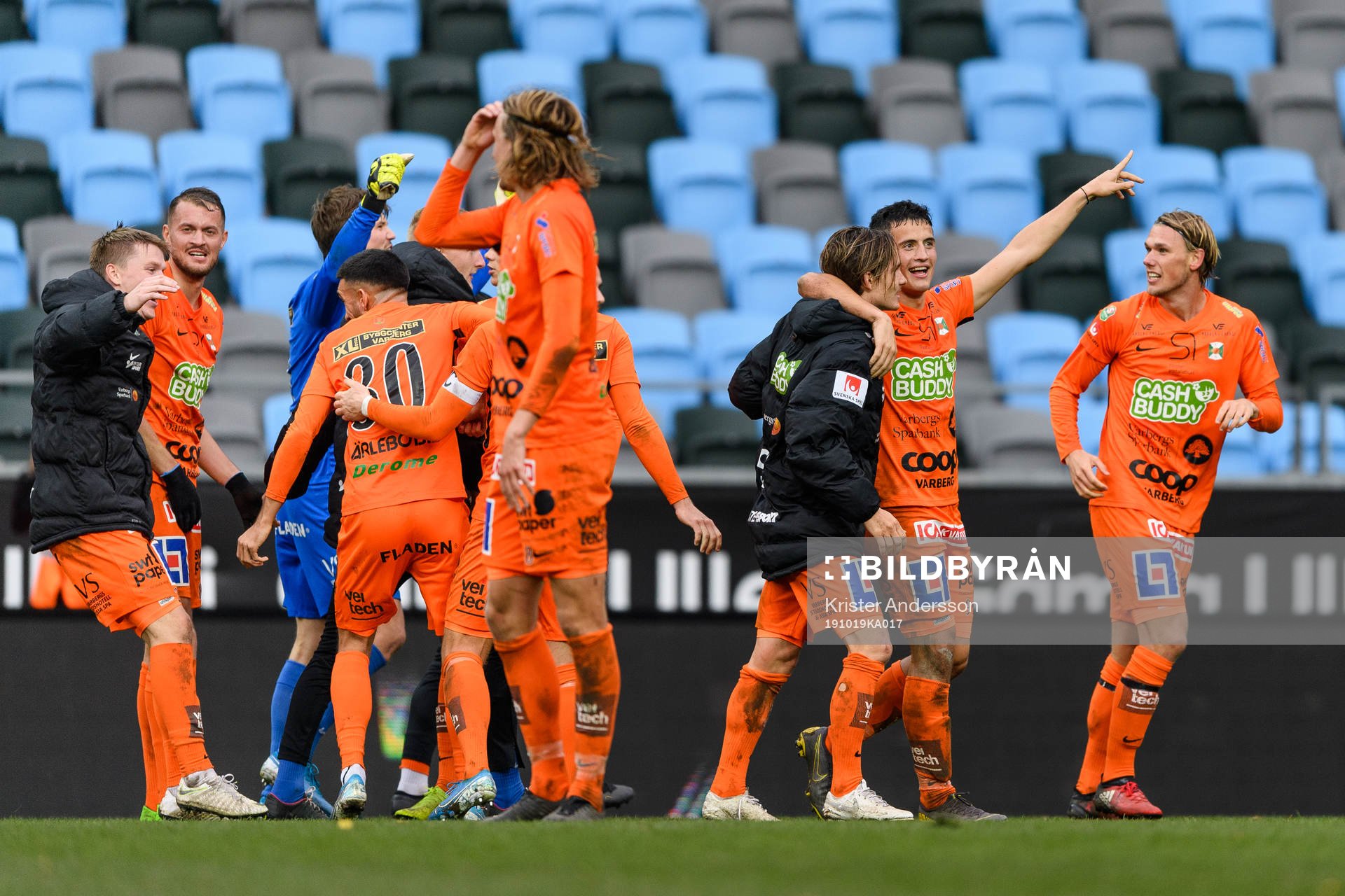 Varbergs spelare jublar