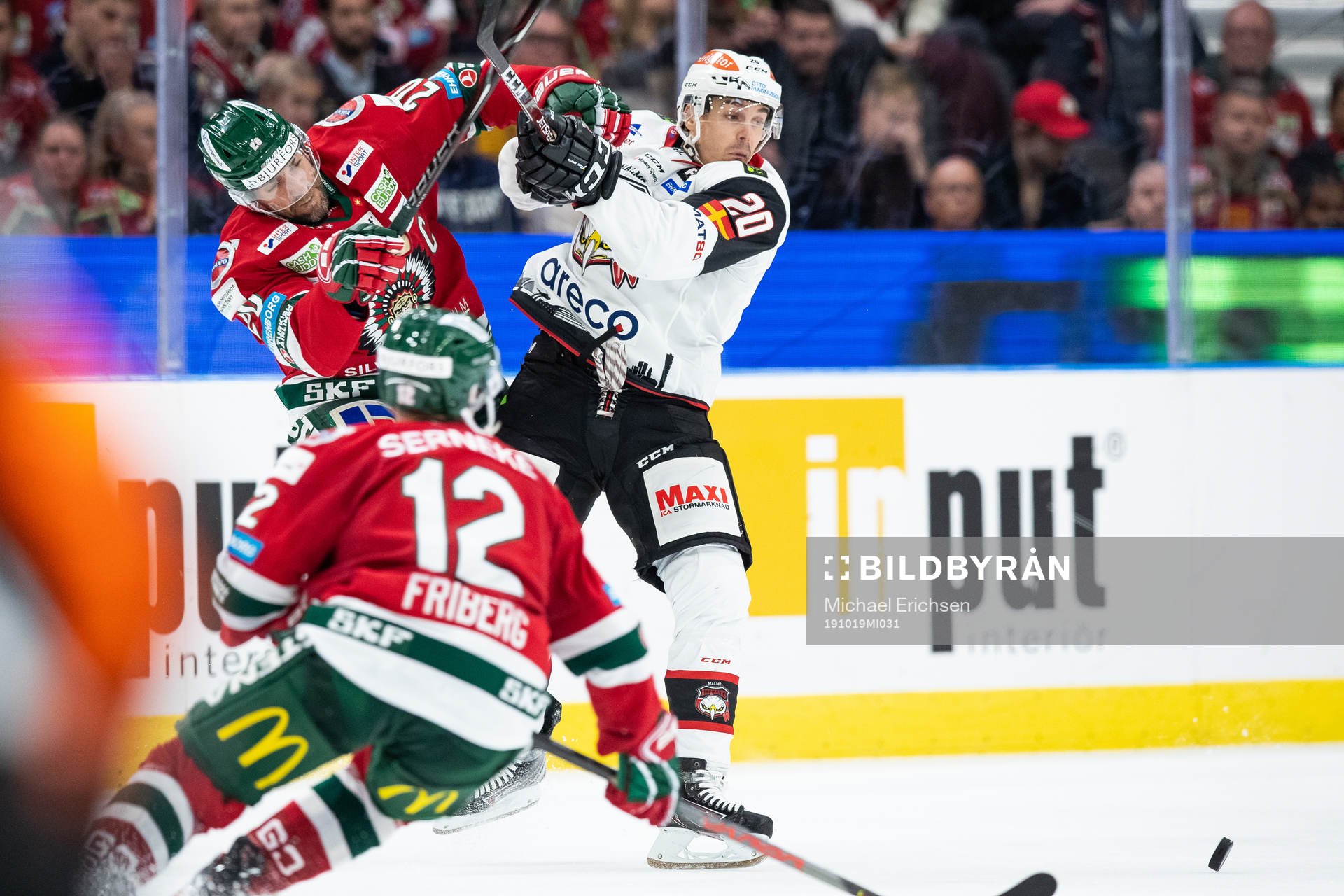 Frölundas Joel Lundqvist och Malmö Redhawks Henrik Hetta