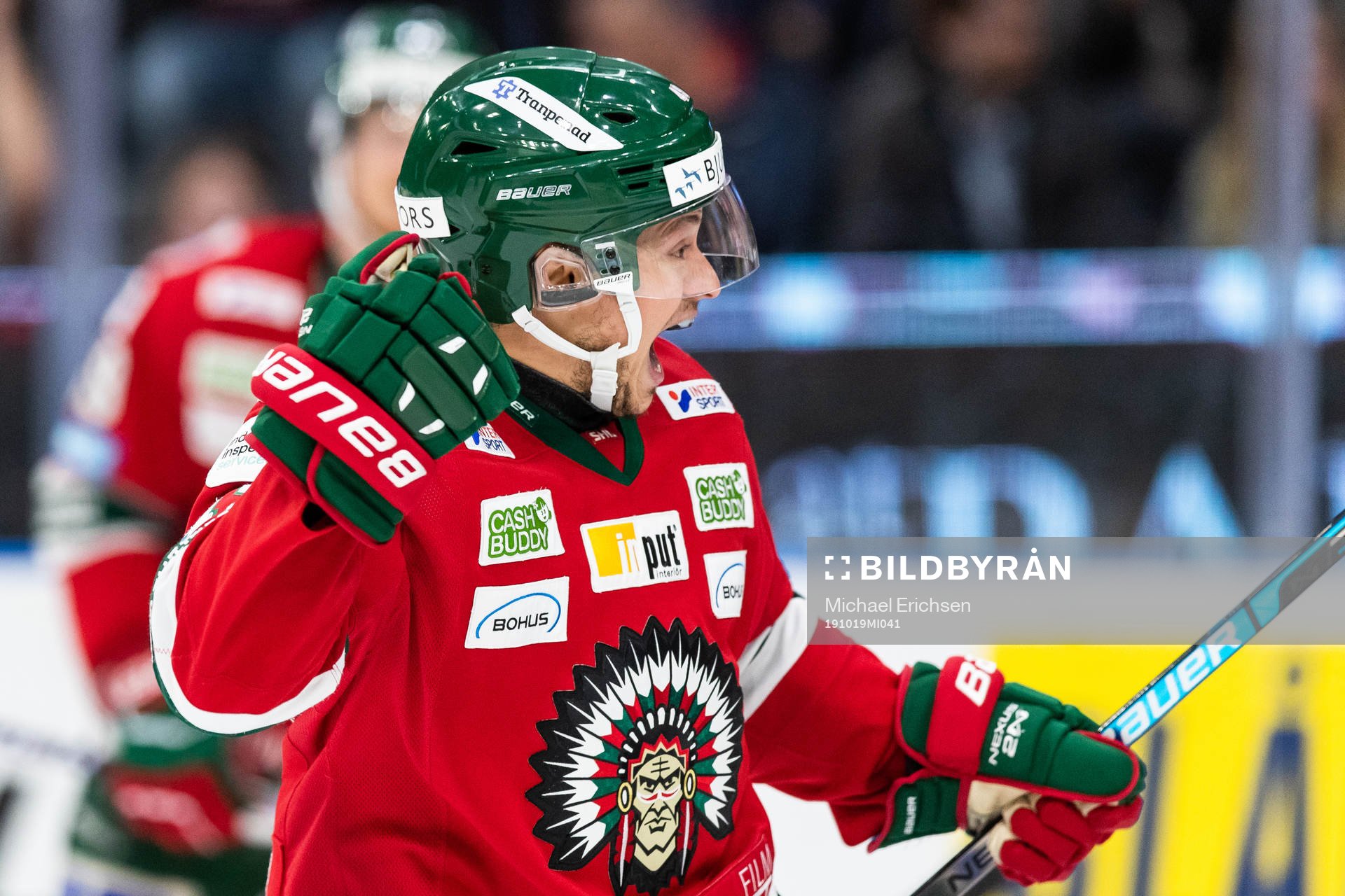 Frölundas Rhett Rakhshani jublar