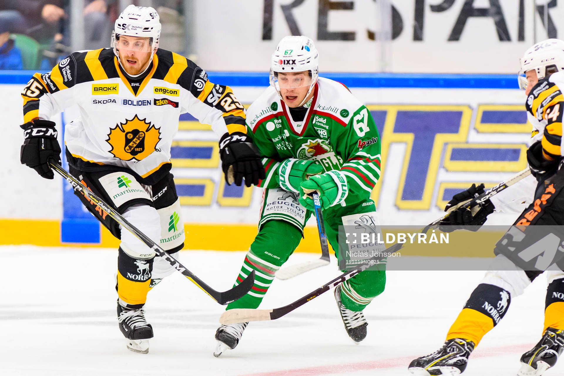 Skellefteås Pontus Widerström och Rögles Leon Bristedt