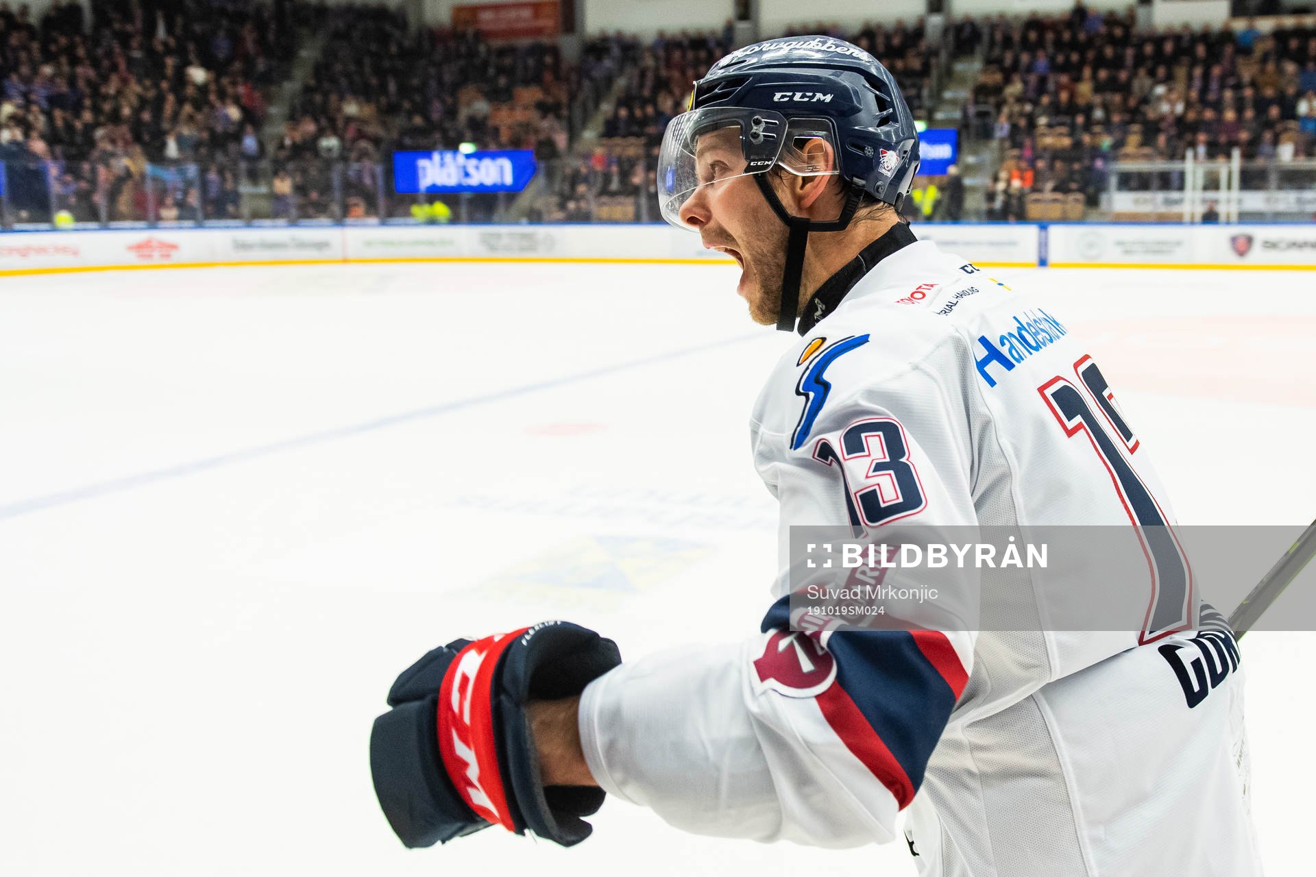Linköpings Andrew Gordon jublar