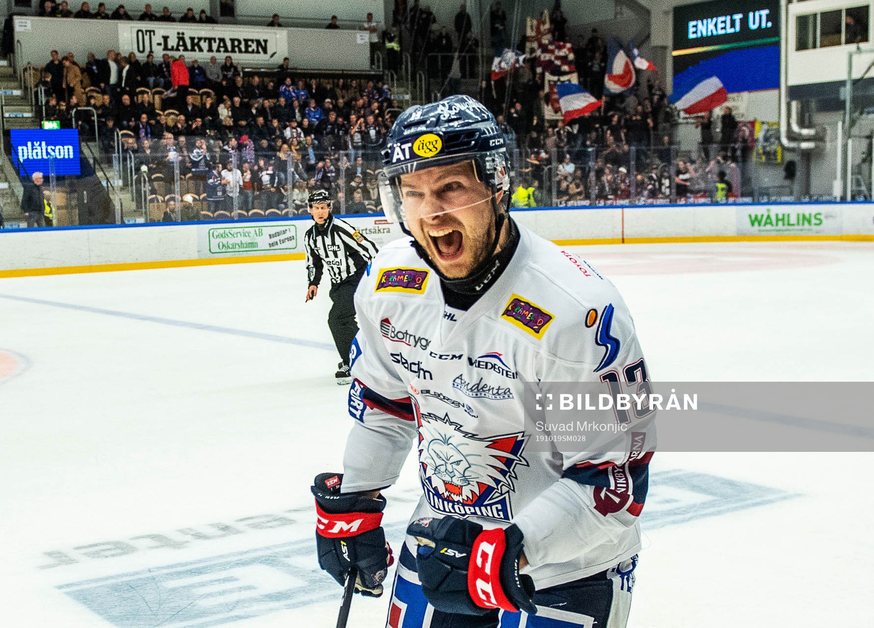 Linköpings Andrew Gordon jublar