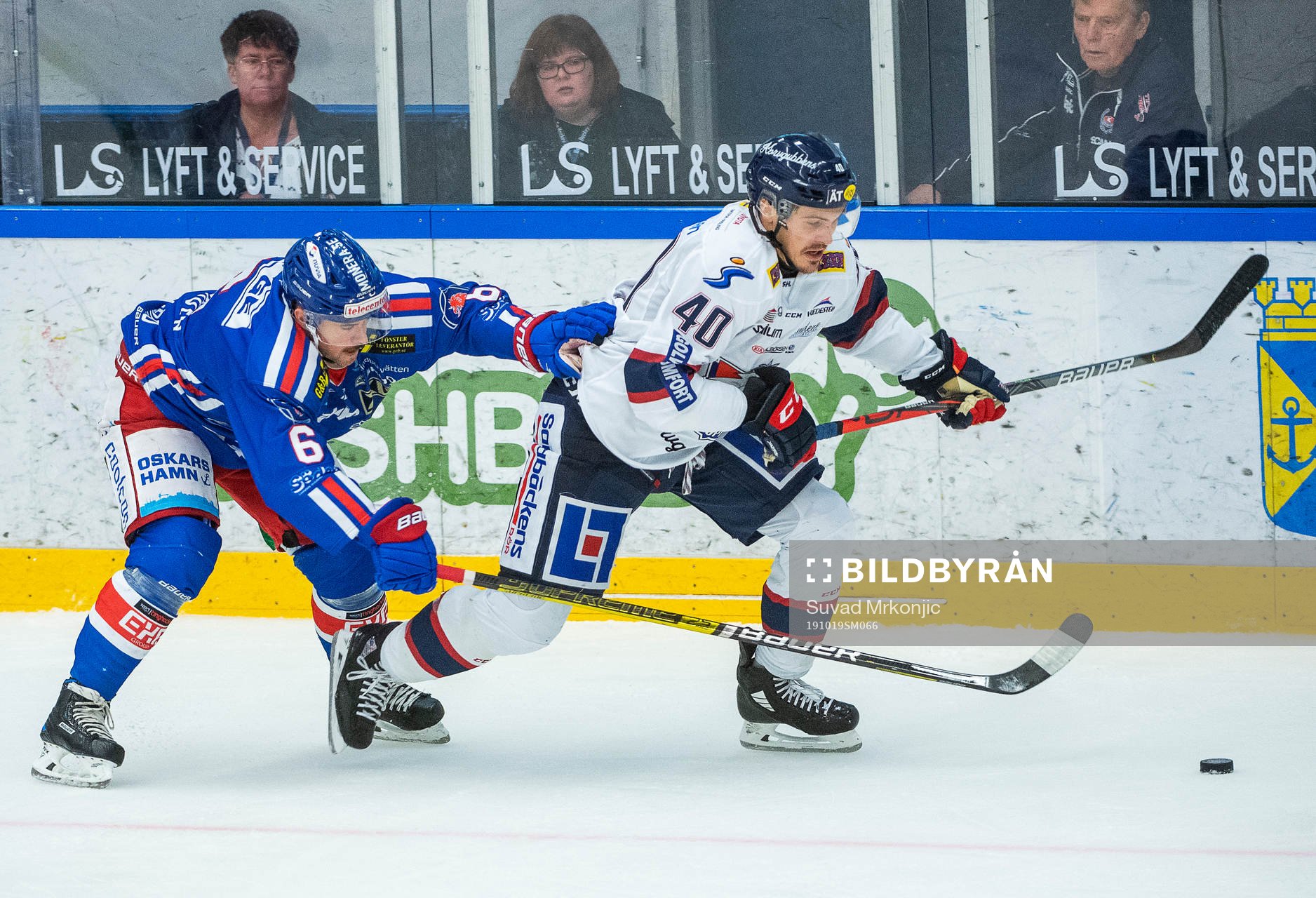 Oskarshamns Jesper Dahlroth och Linköpings Adam Helewka