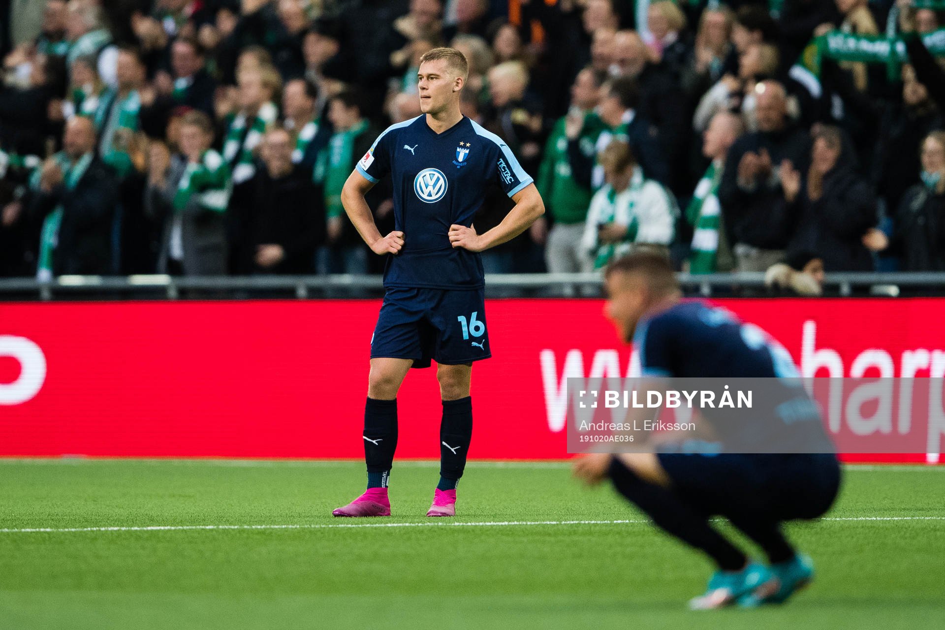 Malmö FFs Felix Beijmo och Eric Larsson deppar