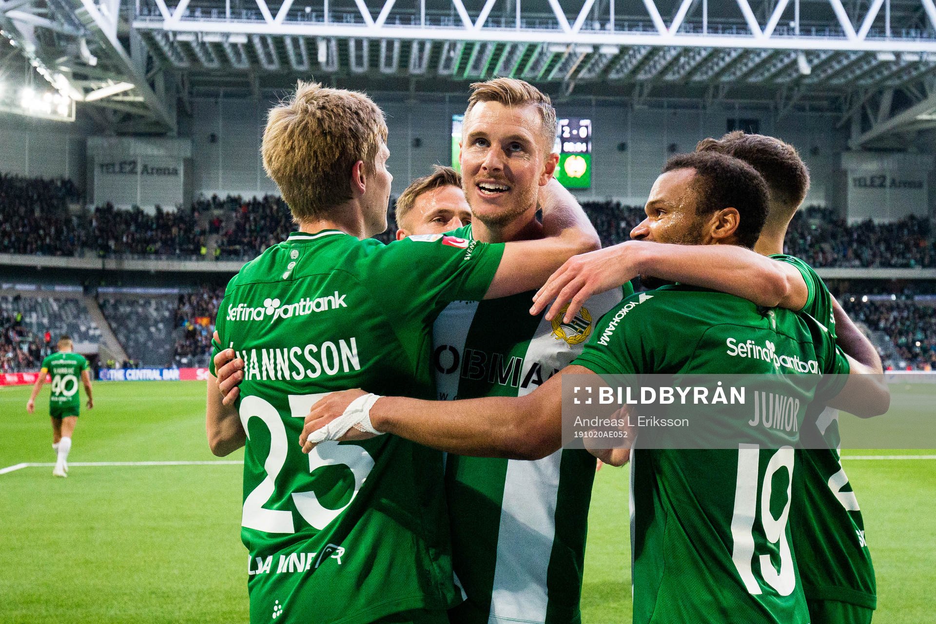 Hammarbys Richard Magyar jublar tillsammans med Aron Johannsson och Serge-Junior Martinsson Ngouali efter att ha gjort 2-0 för Hammarby under fotbollsmatchen i Allsvenskan mellan Hammarby och Malmö FF den 20 oktober 2019 i Stockholm.