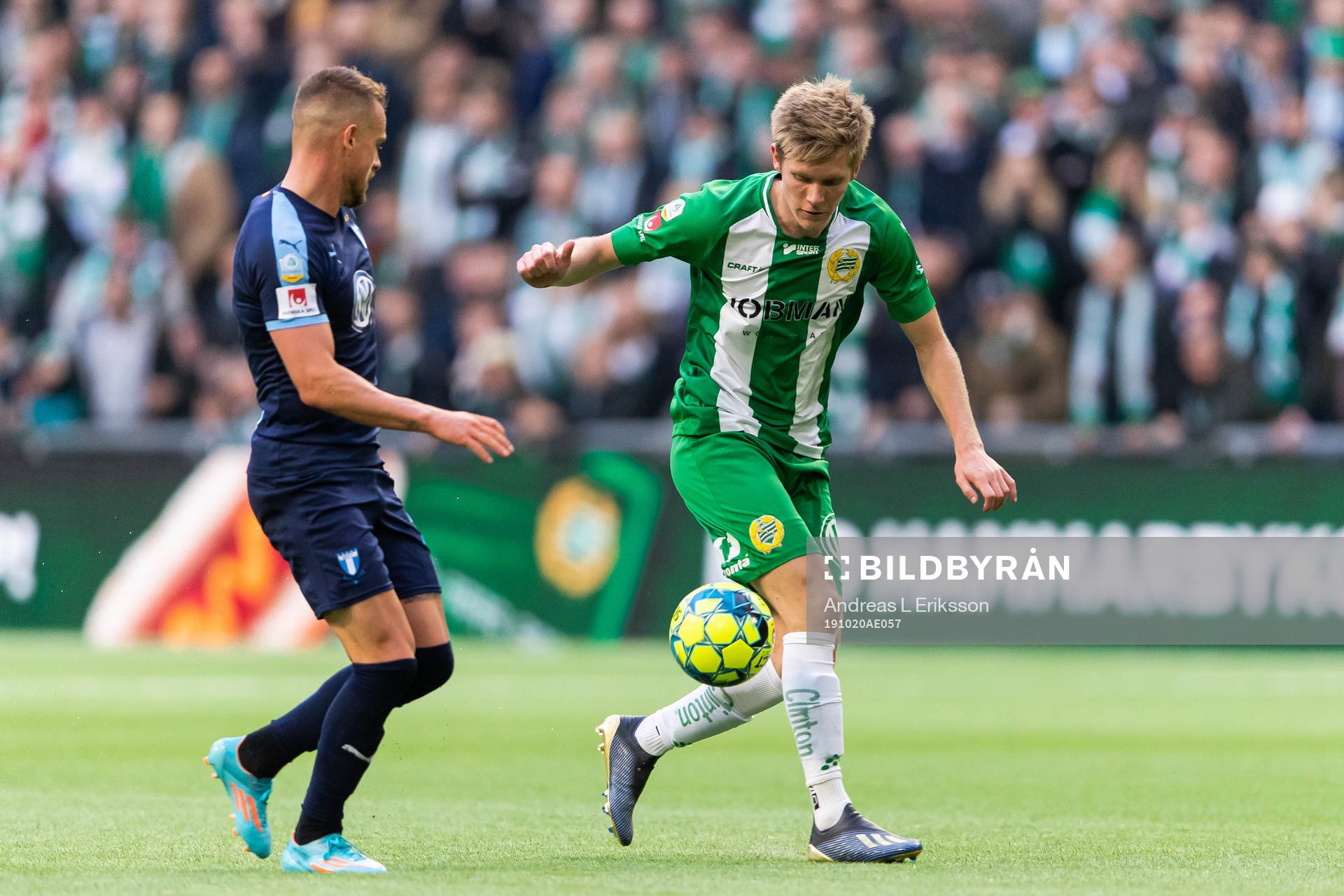 Malmö FFs Eric Larsson och Hammarbys Aron Johannsson