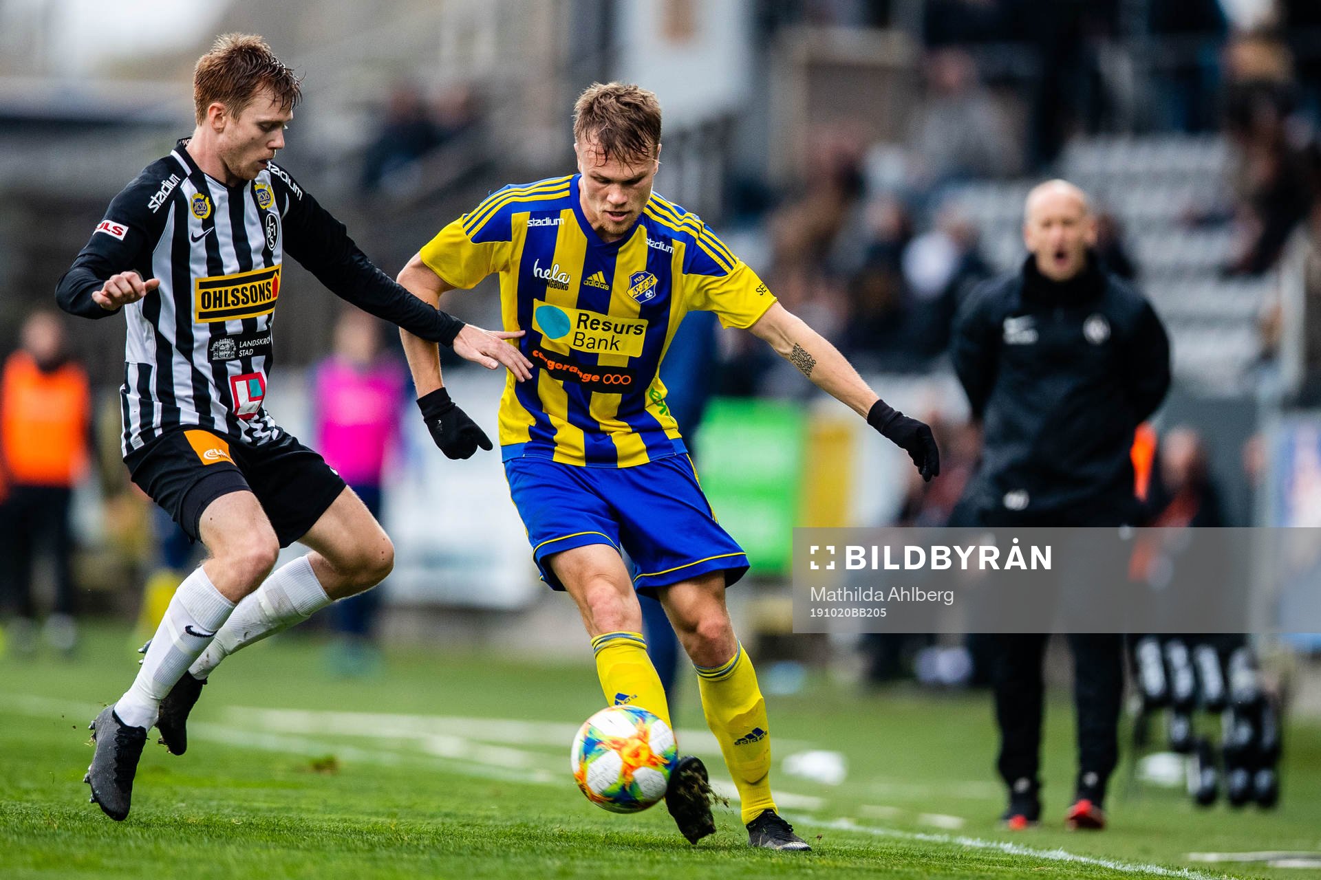 Landskronas Dennis Olofsson och Eskilsminnes Isak Petersson