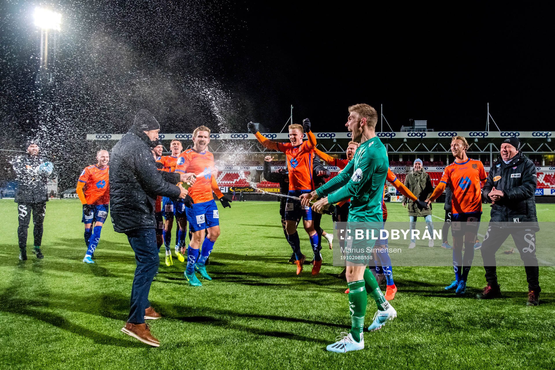 Lars Bohinen, head coach of Aalesund, Oddbjørn Lie,