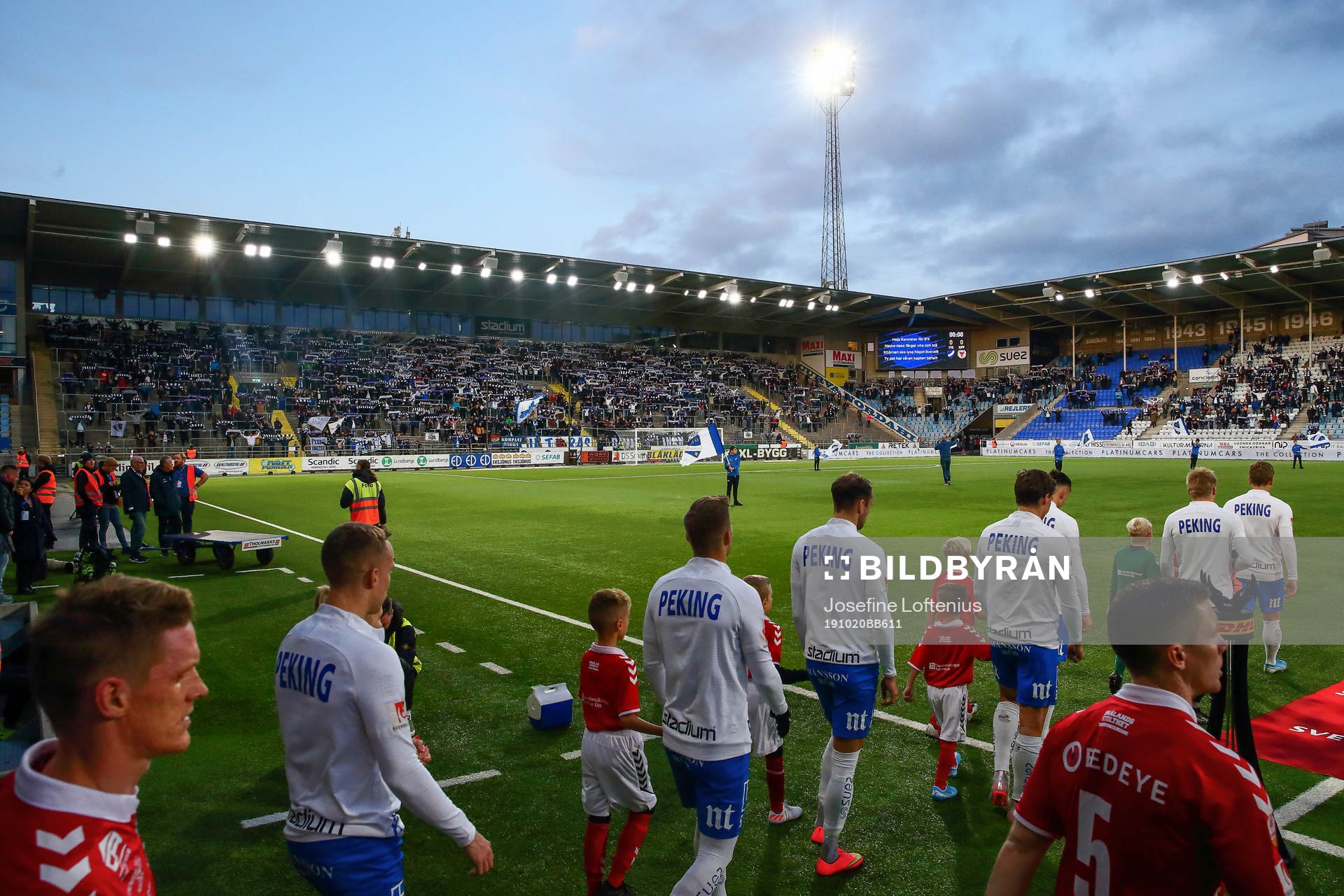 Intåg till fotbollsmatchen i Allsvenskan mellan IFK Norrköping och Kalmar den 20 oktober 2019 i Norrköping.