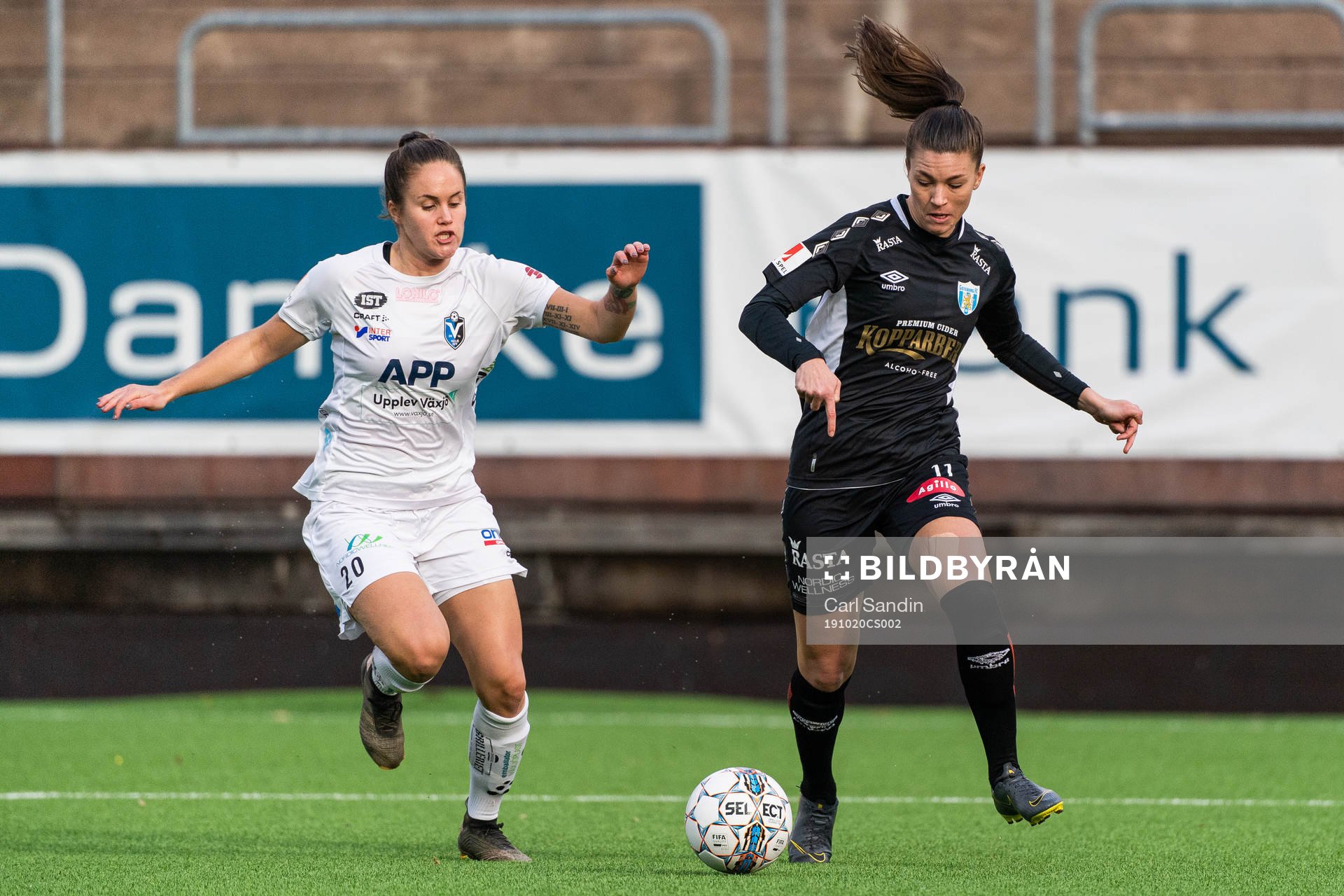 Växjös Sandra Lindkvist och Göteborgs Pauline Hammarlund