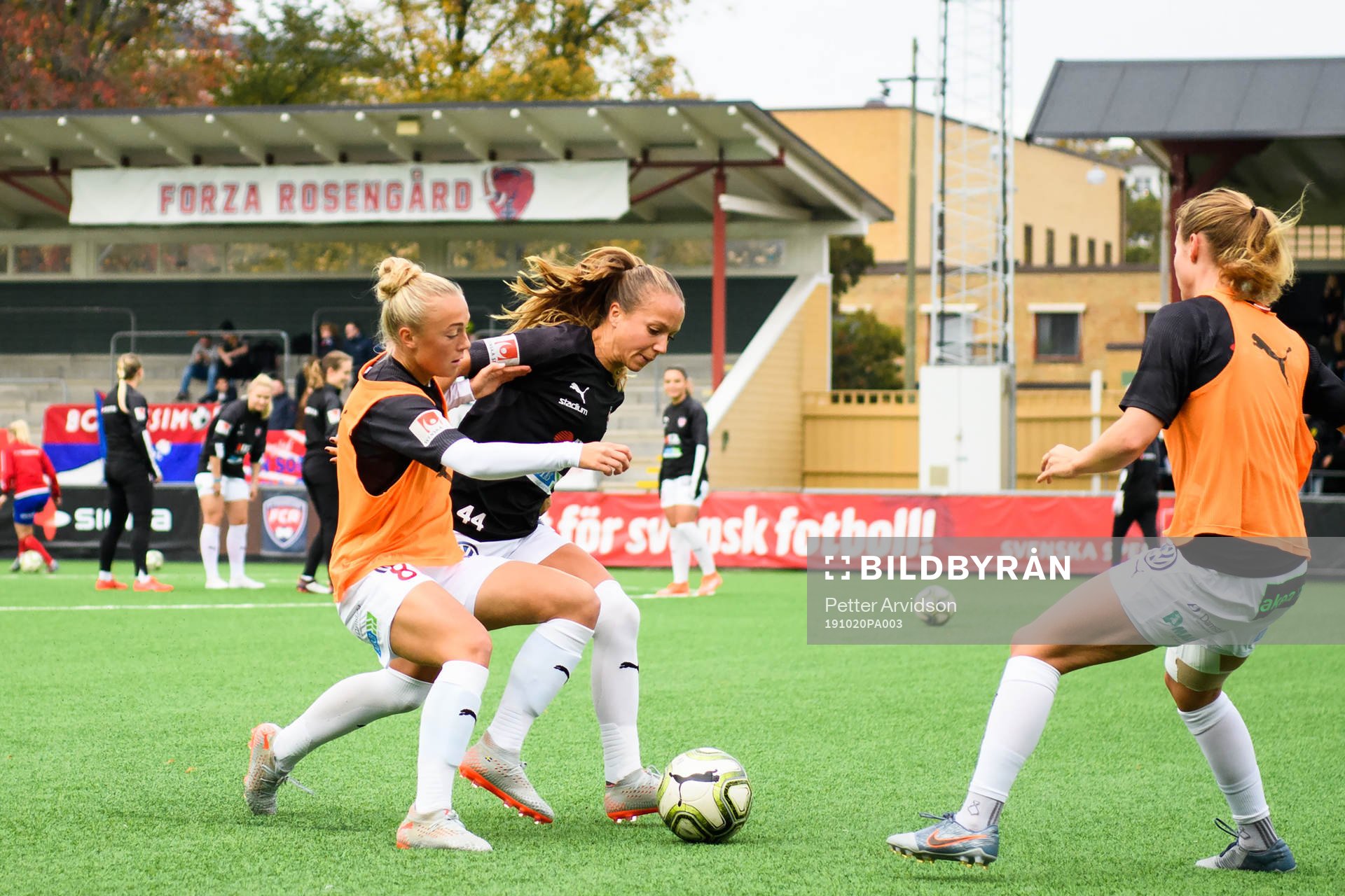 Rosengårds Hanna Bennison och Malin Levenstad