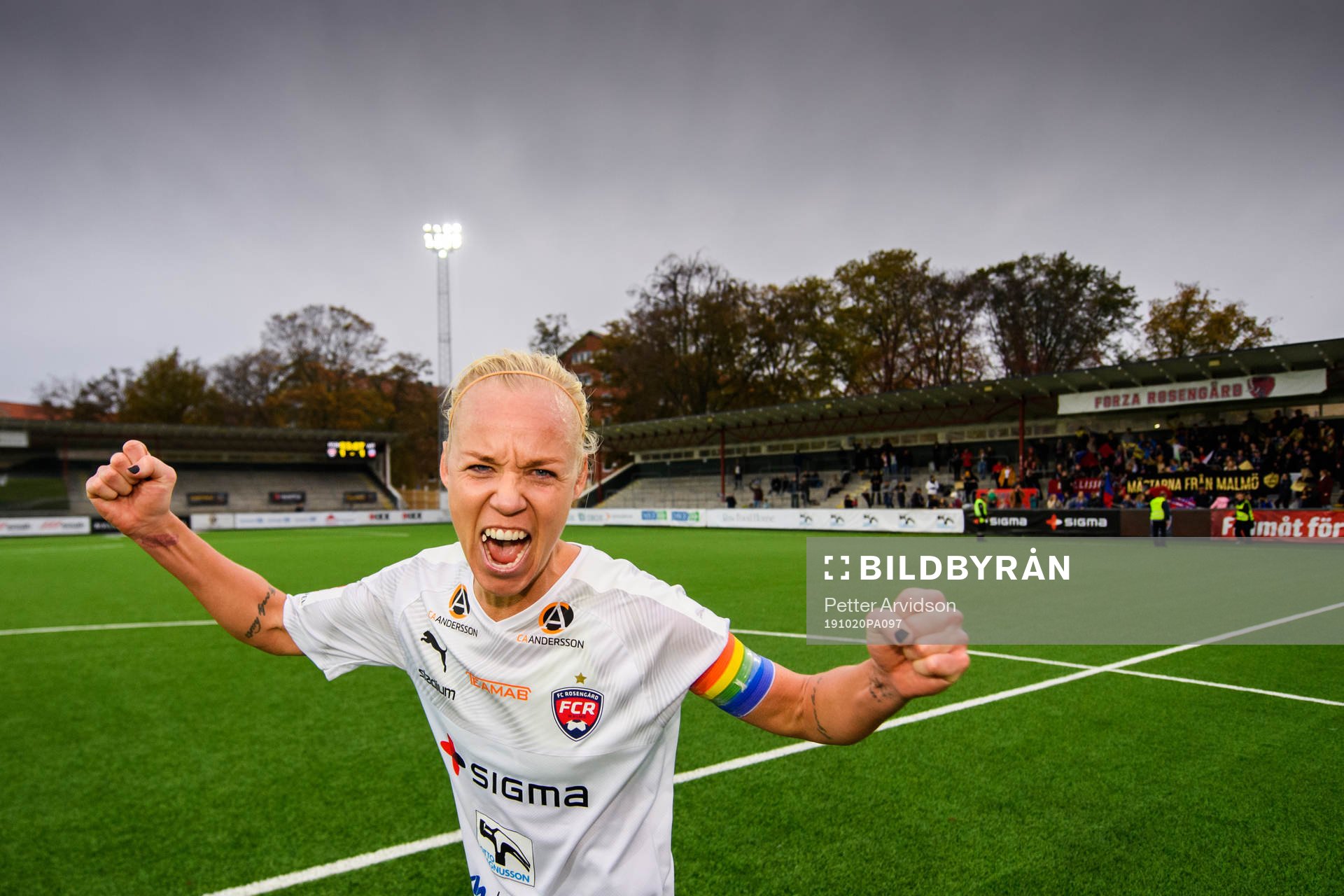 Rosengårds Caroline Seger jublar
