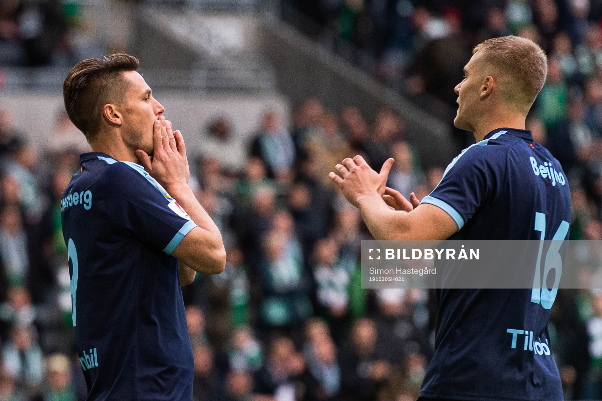 Malmö FFs Markus Rosenberg och Felix Beijmo deppar
