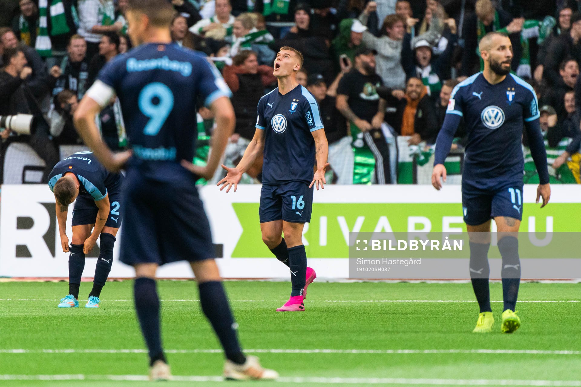 Malmö FFs Felix Beijmo deppar