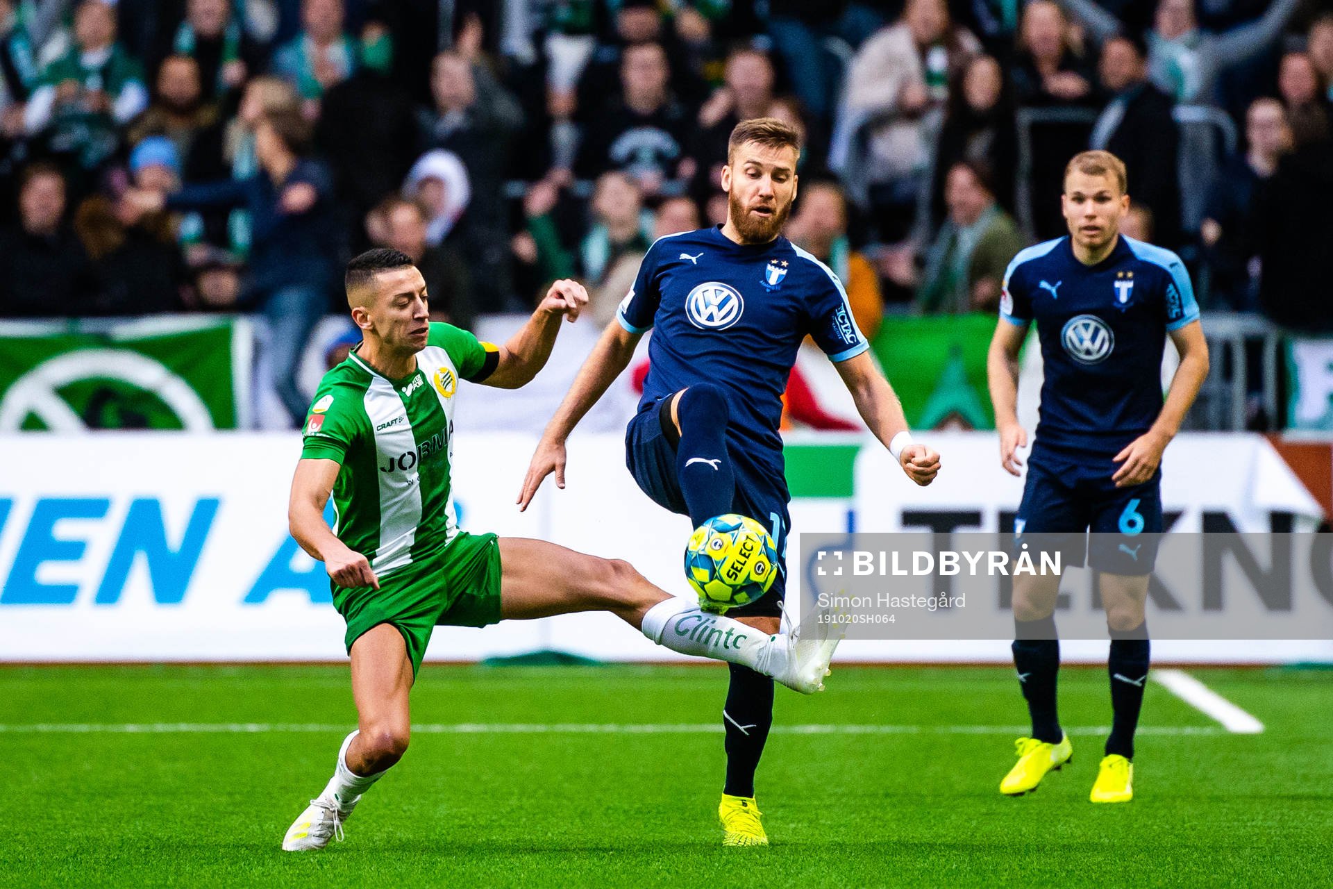 Hammarbys Nikola Djurdjic och Malmö FFs Rasmus Bengtsson