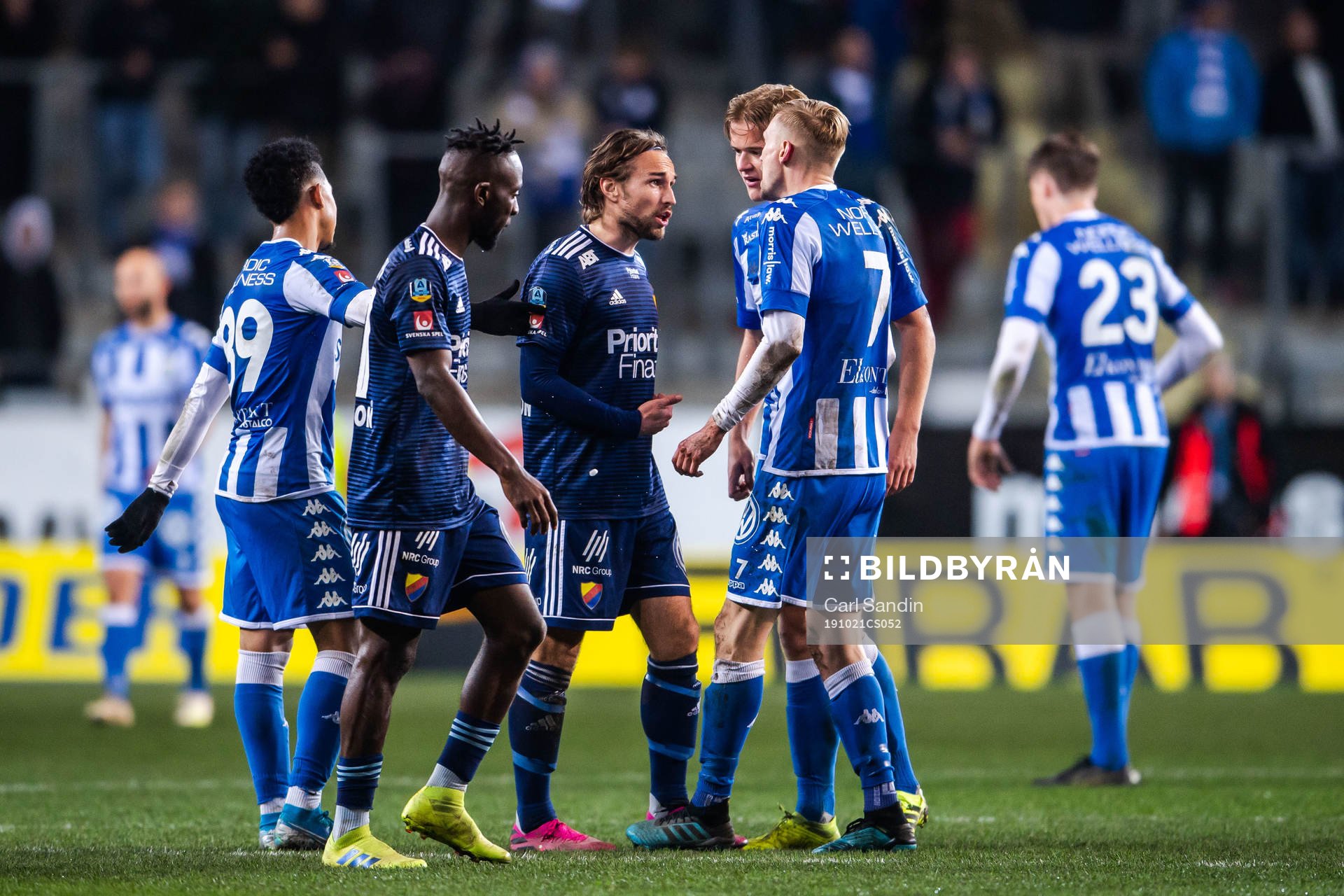 Djurgårdens Kevin Walker i samtal med IFK Göteborgs