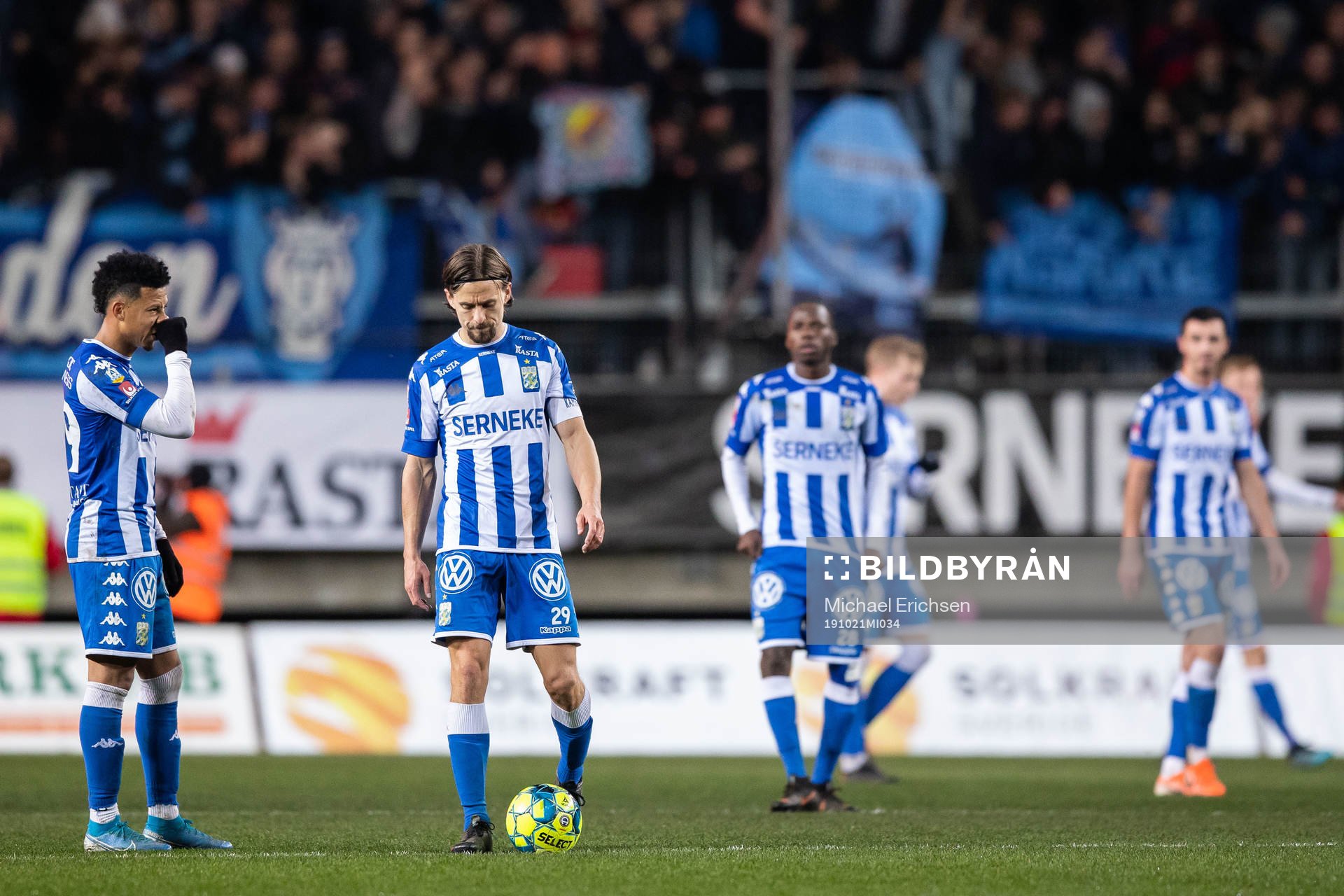 IFK Göteborgs Tobias Sana och Lasse Vibe deppar