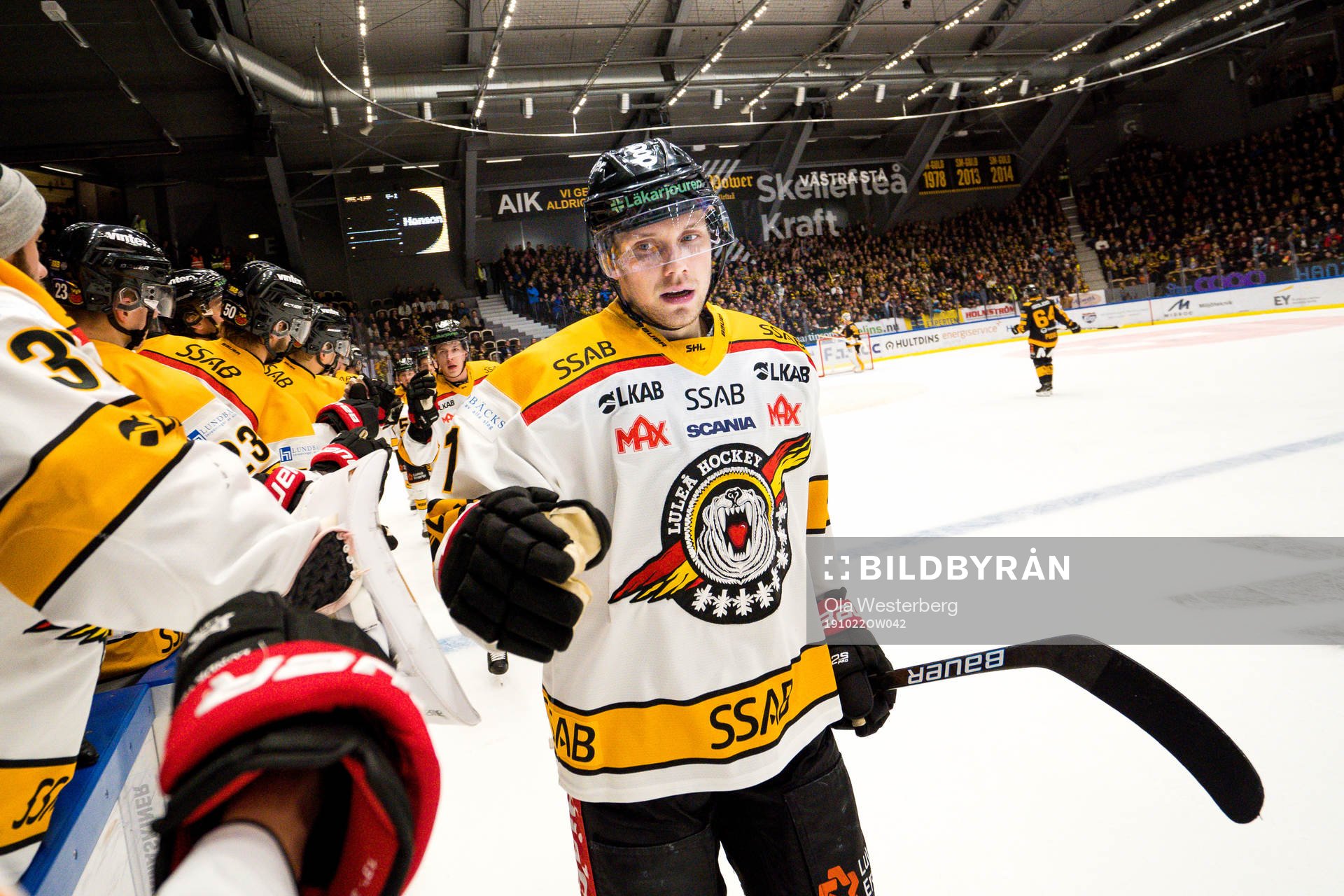 Luleås Petter Emanuelsson jublar