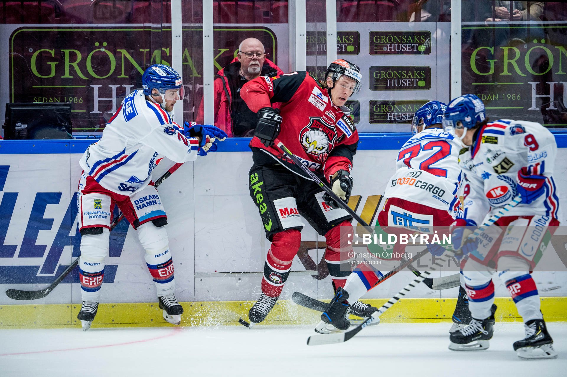 Malmö Redhawks Emil Sylvegård mot Oskarshamns Nichlas