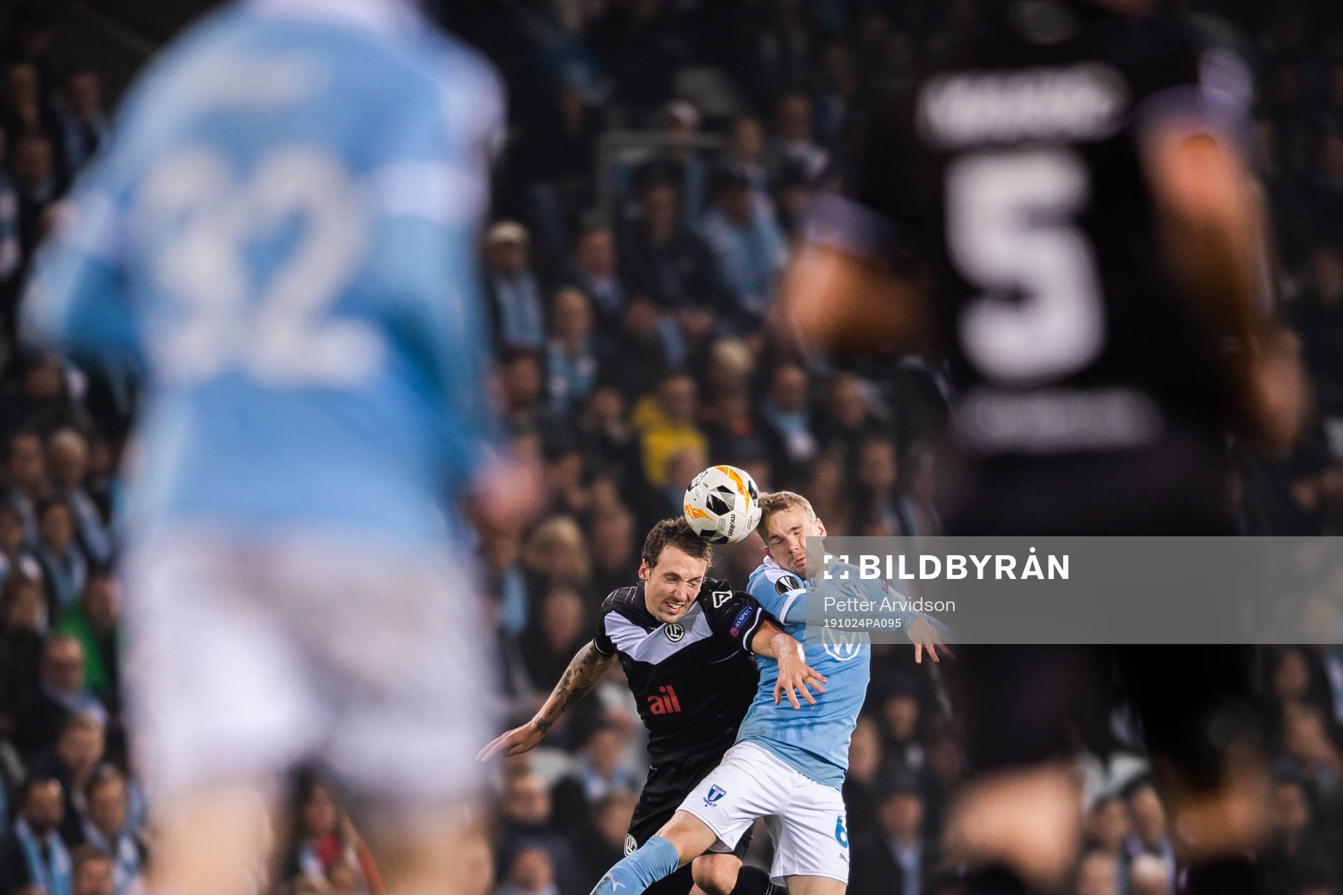 Alexander Gerndt of Lugano and Oscar Lewicki of Malmö FF