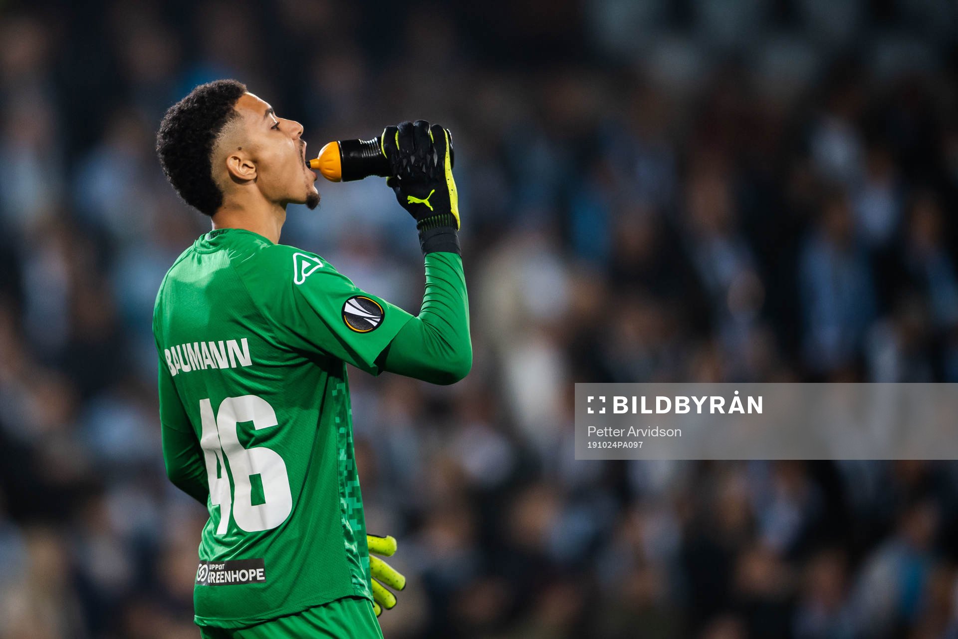 Goalkeeper Noam Baumann of Lugano