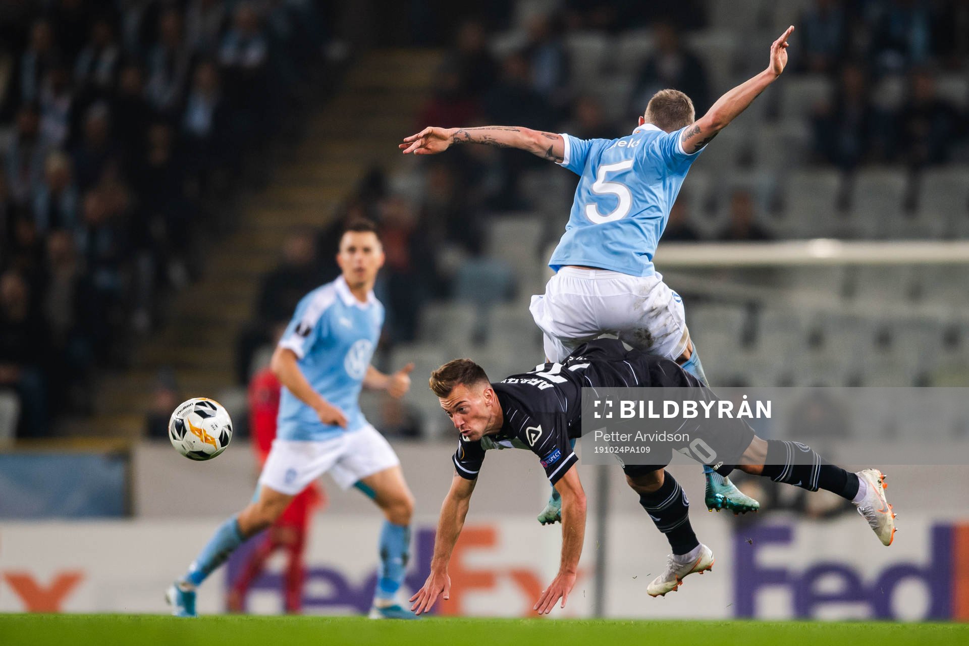 Marco Aratore of Lugano and Sören Rieks of Malmö FF
