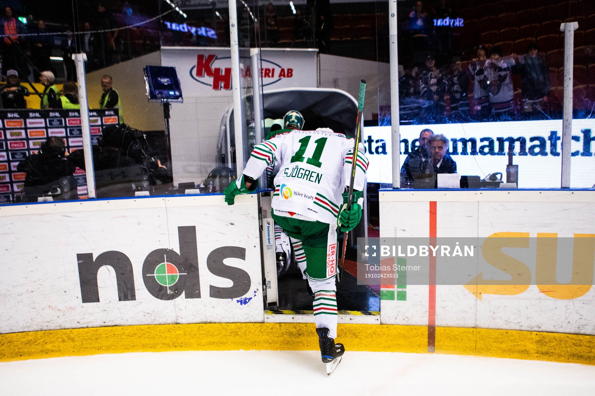 Rögles Mattias Sjögren deppar och lämnar isen