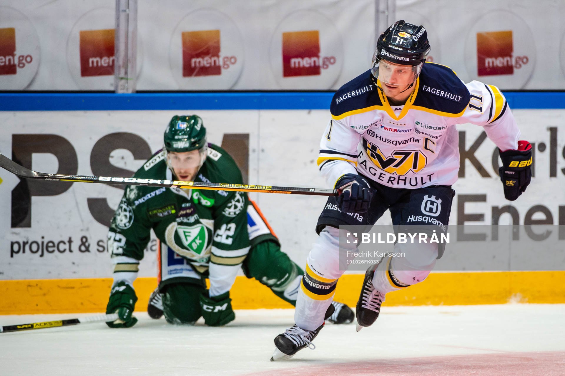 s Simon Önerud