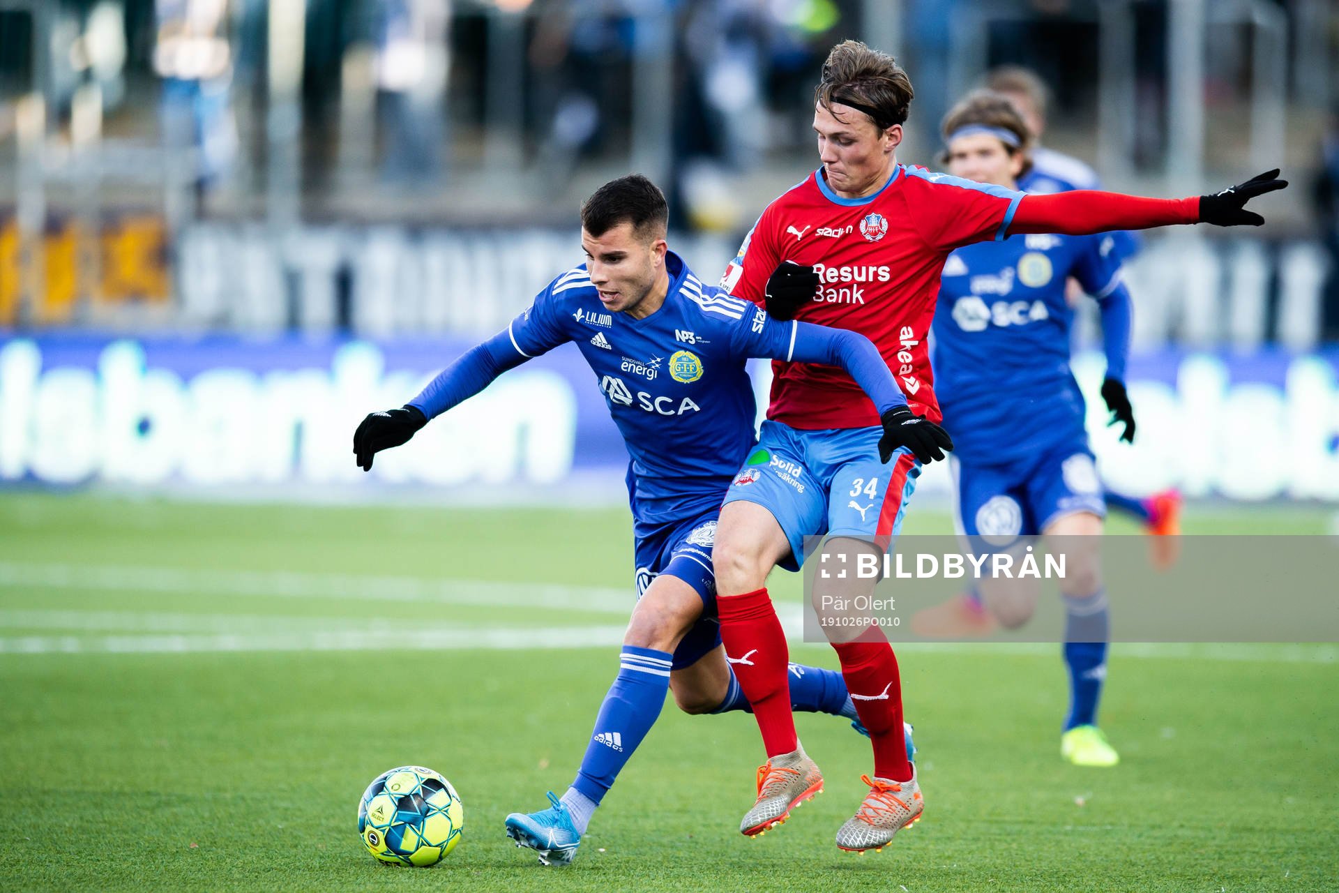 Sundsvalls Pol Roige Rodriguez och Helsingborgs Filip