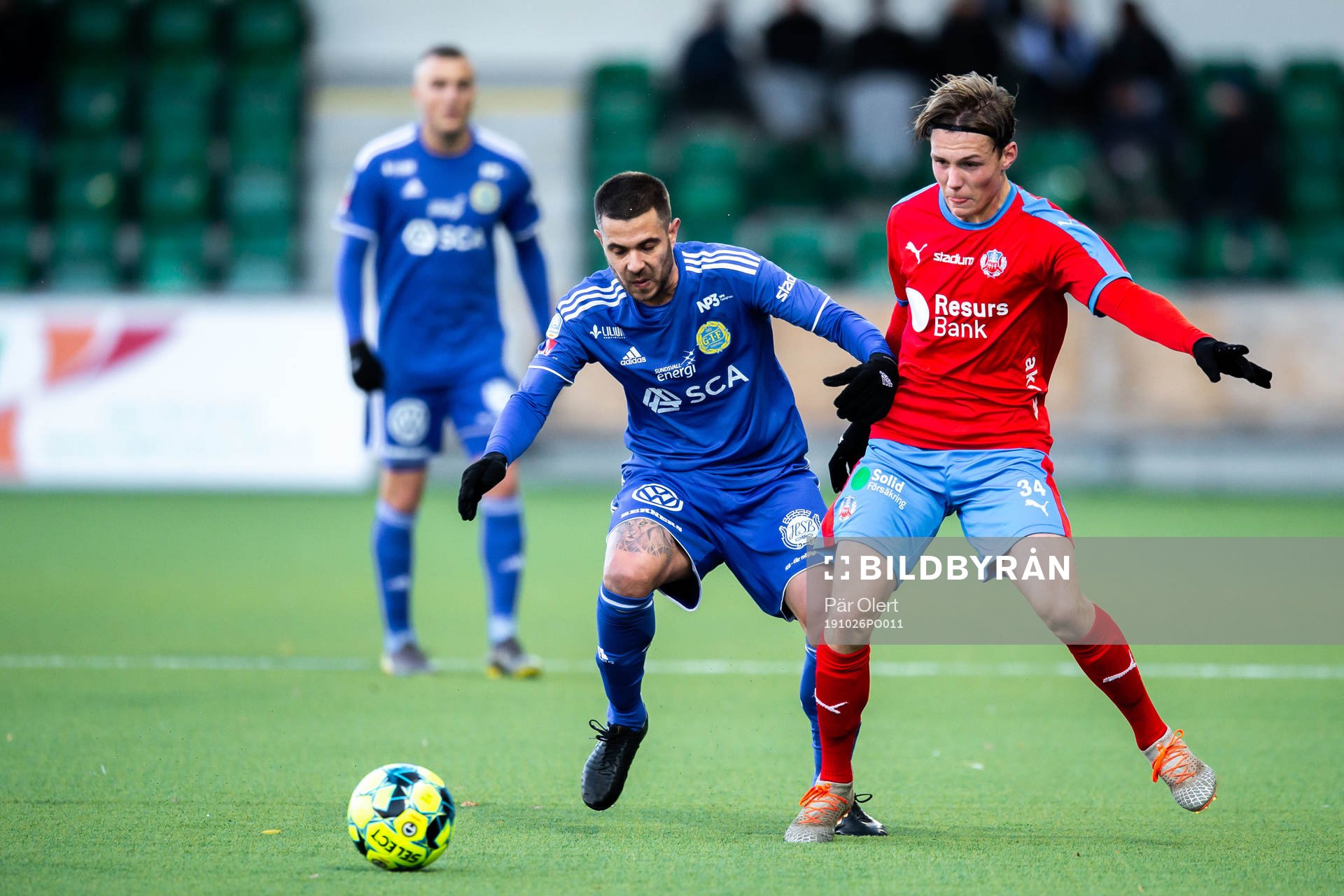 Sundsvalls Juan Jose Ciercoles Sagra och Helsingborgs Filip