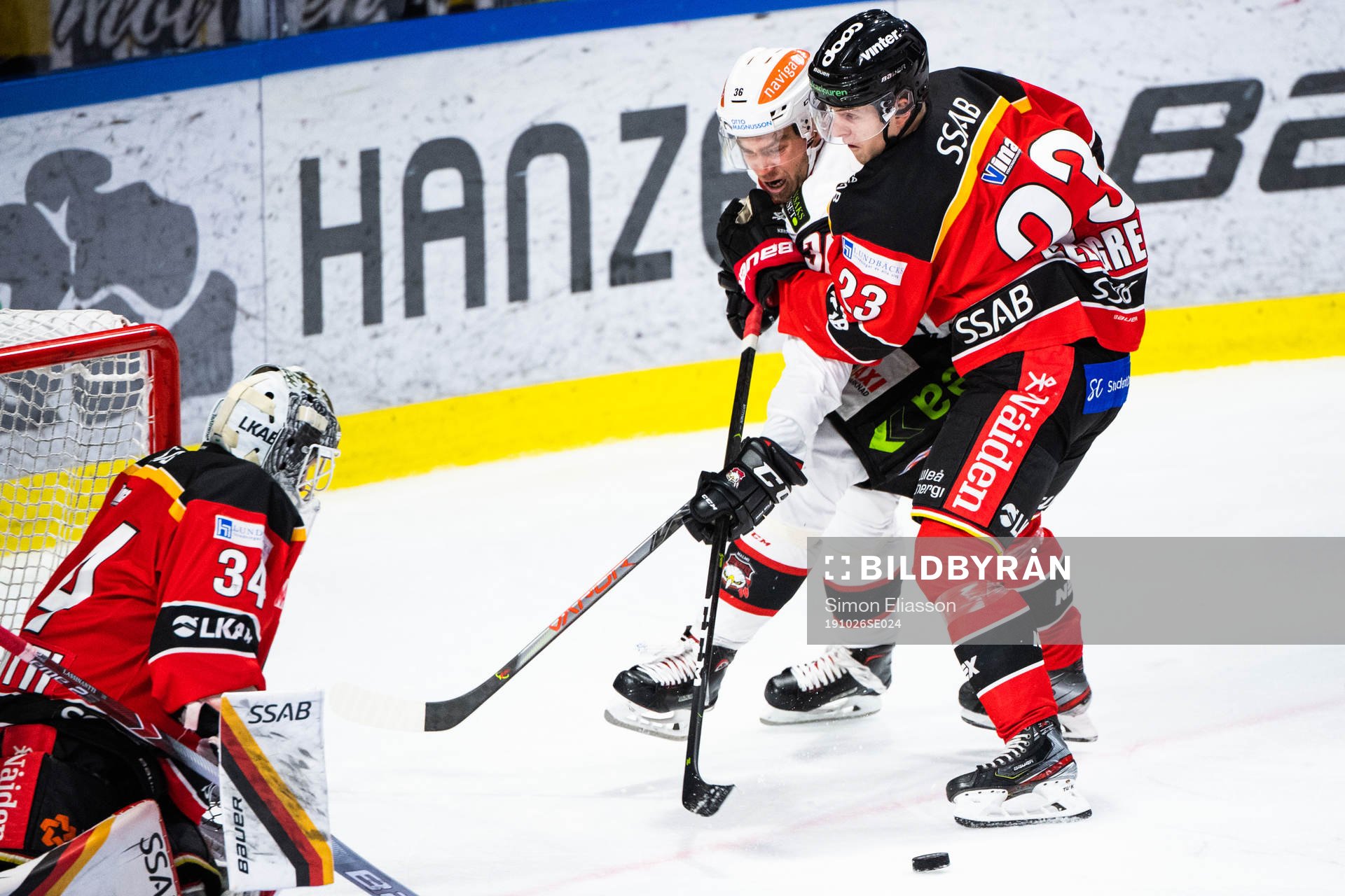 Malmö Redhawks Matias Myttynen och Luleås Jesper Sellgren