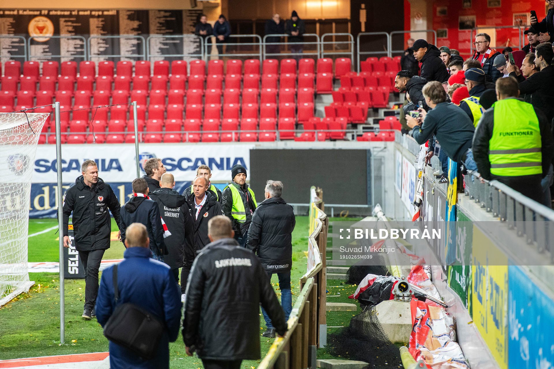 Kalmars tränare Magnus Pehrsson,  Kalmars assisterende