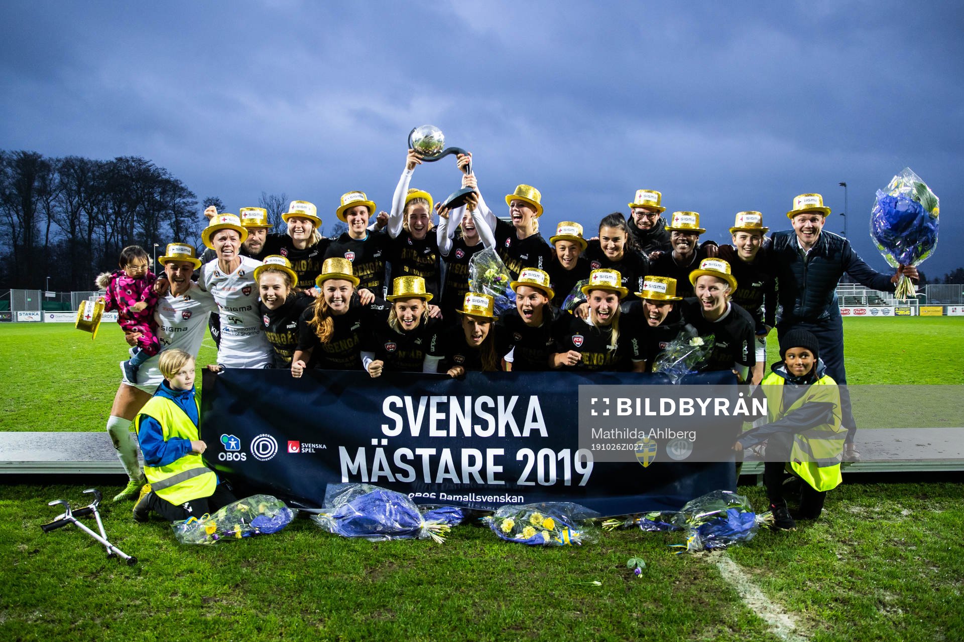 Rosengårds spelare jublar över sm-guldet efter fotbollsmatchen i Damallsvenskan mellan Kristianstad och Rosengård den 26 oktober 2019 i Kristianstad.
