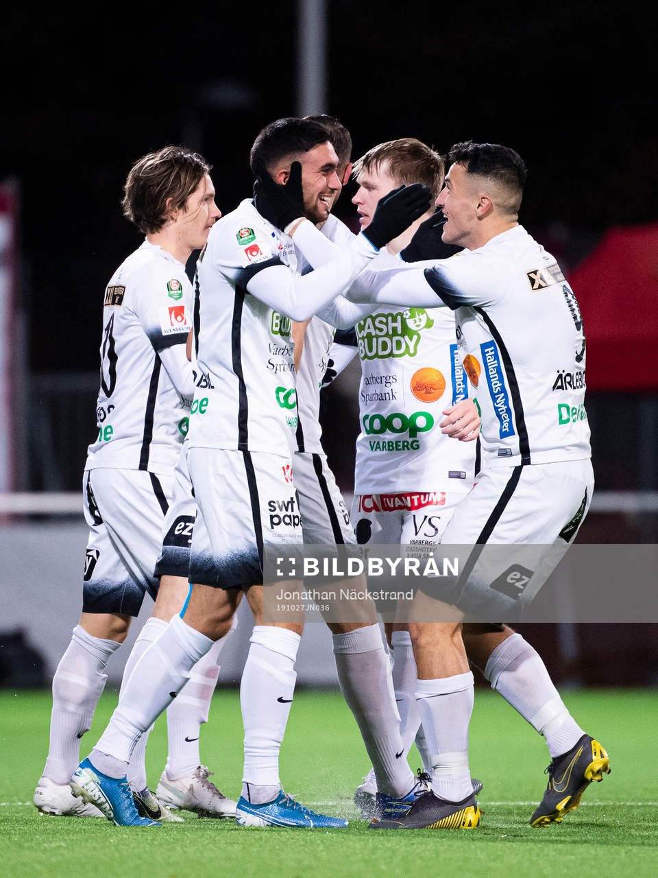Varbergs Daniel Krezic jublar