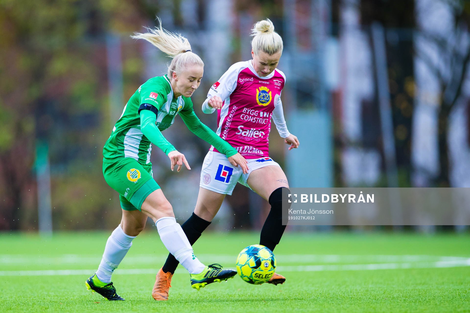 Hammarbys Jonna Ståhl och Uppsalas Beata Olsson