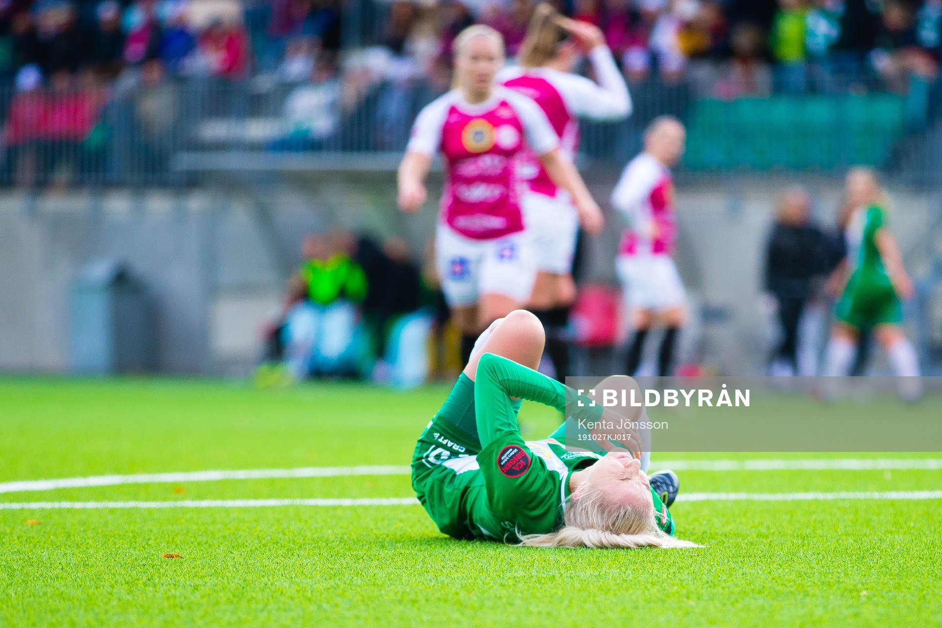 Hammarbys Jonna Ståhl har ont