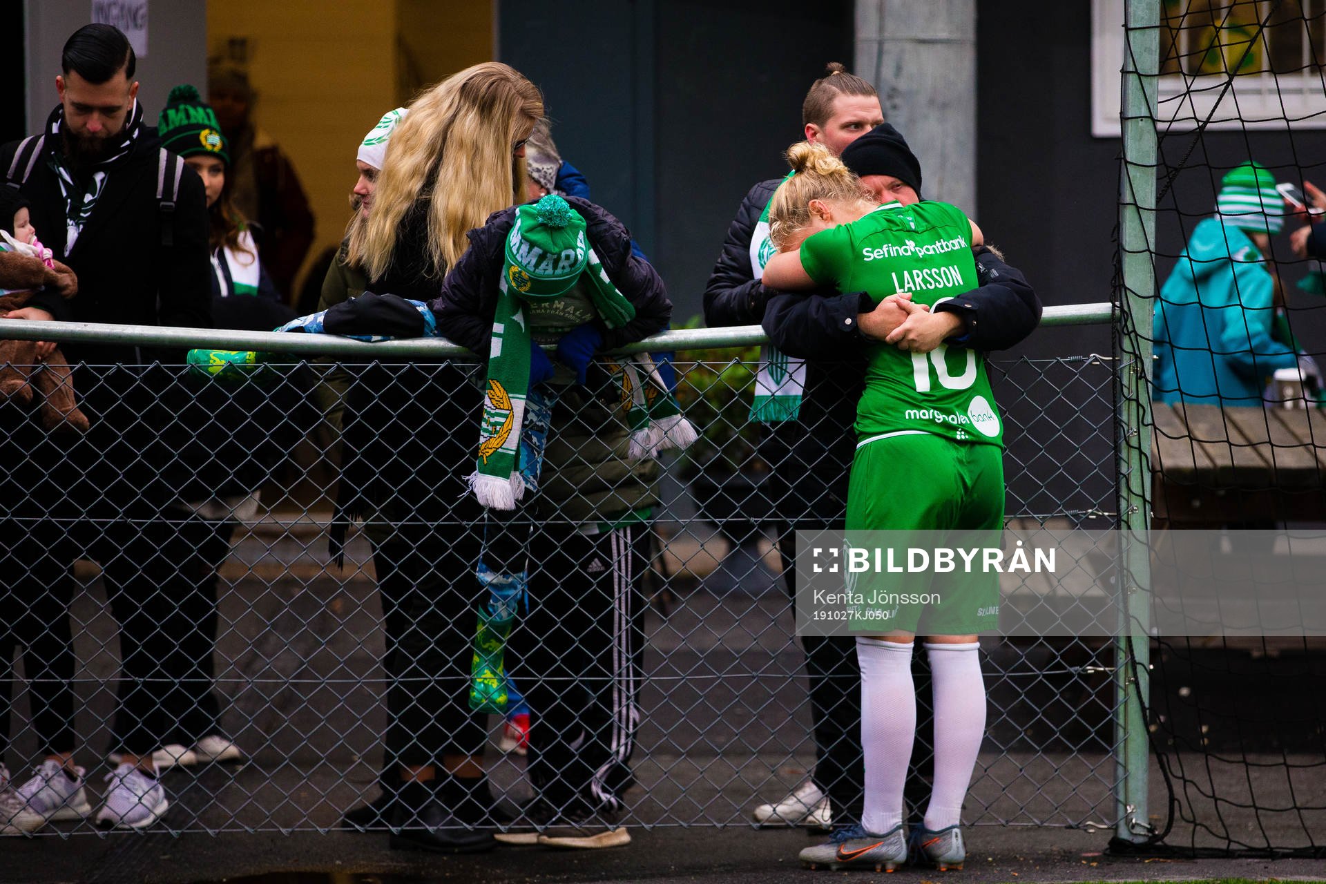 Hammarbys Emilia Larsson deppar