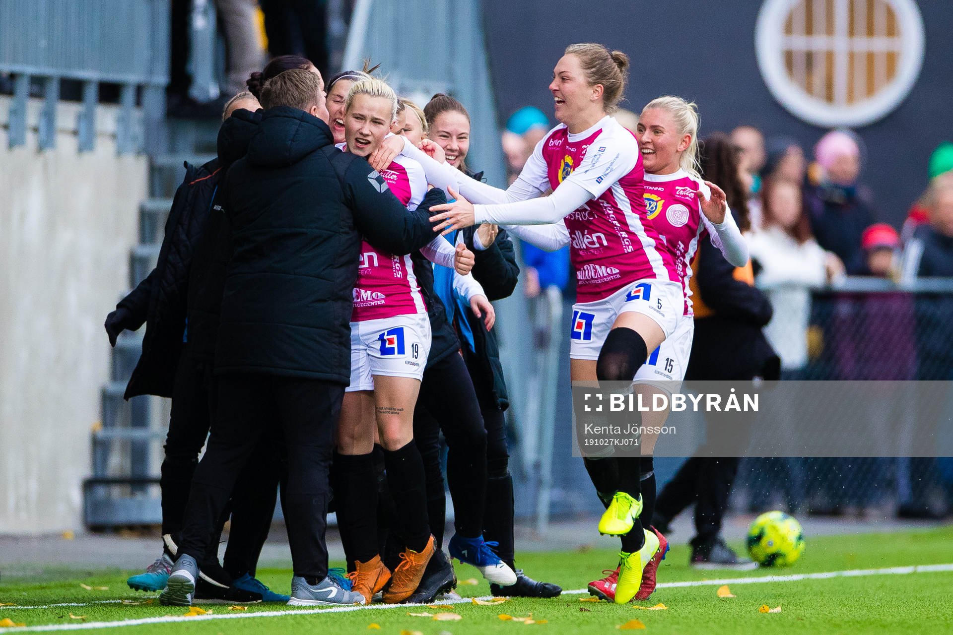 Uppsalas Marika Bergman Lundin  jublar